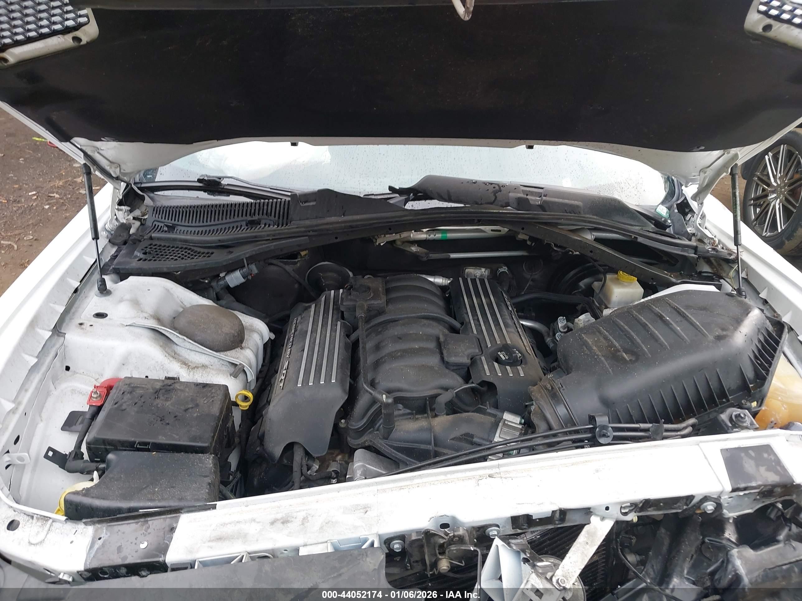 DODGE CHALLENGER image 10