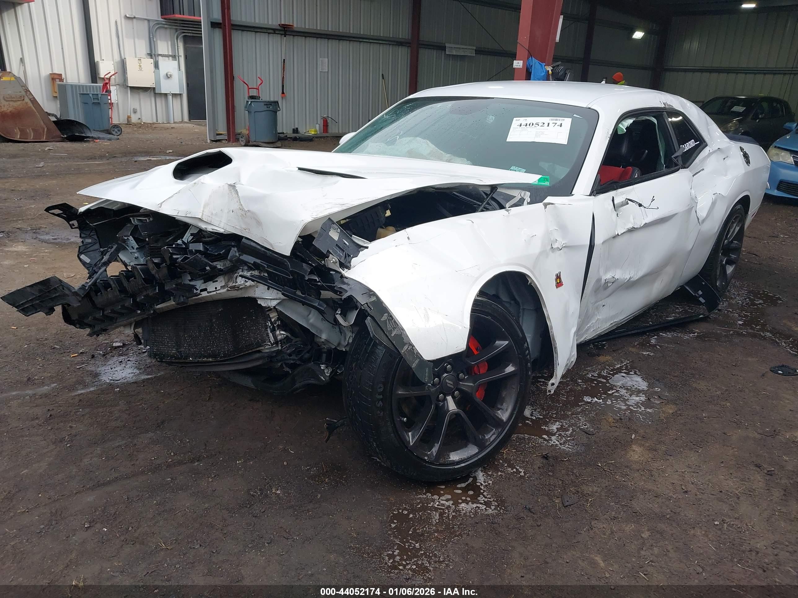 DODGE CHALLENGER image 2