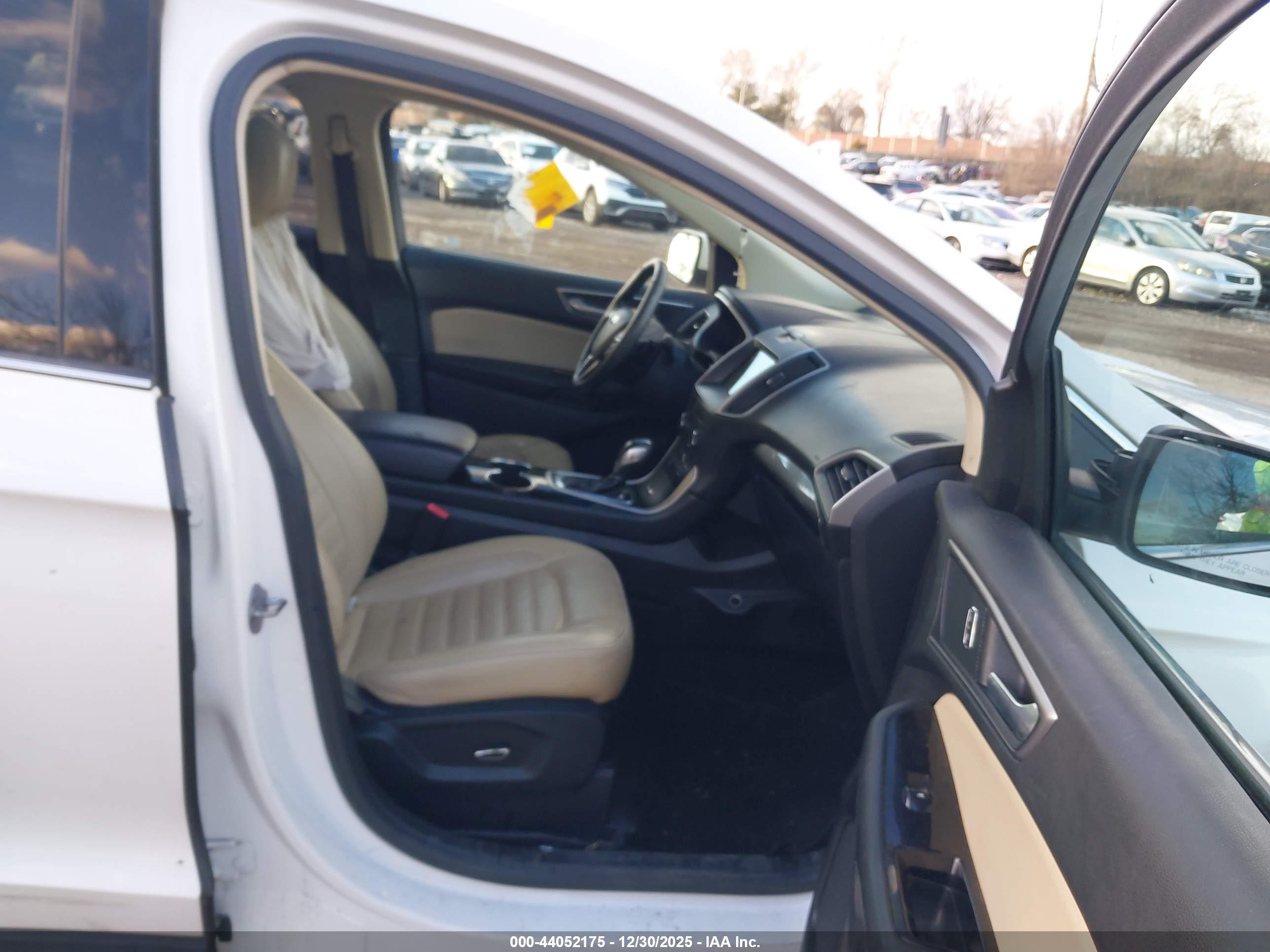 FORD EDGE image 5