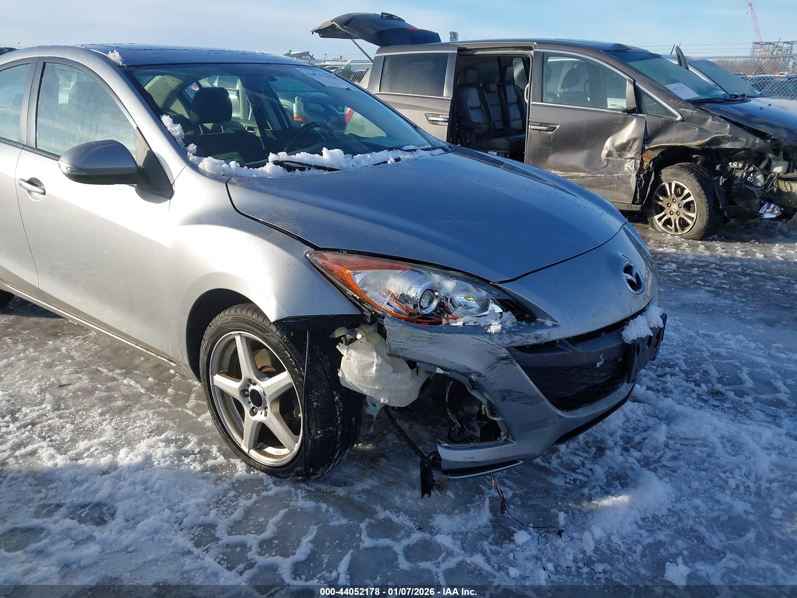 MAZDA MAZDA3 image 6