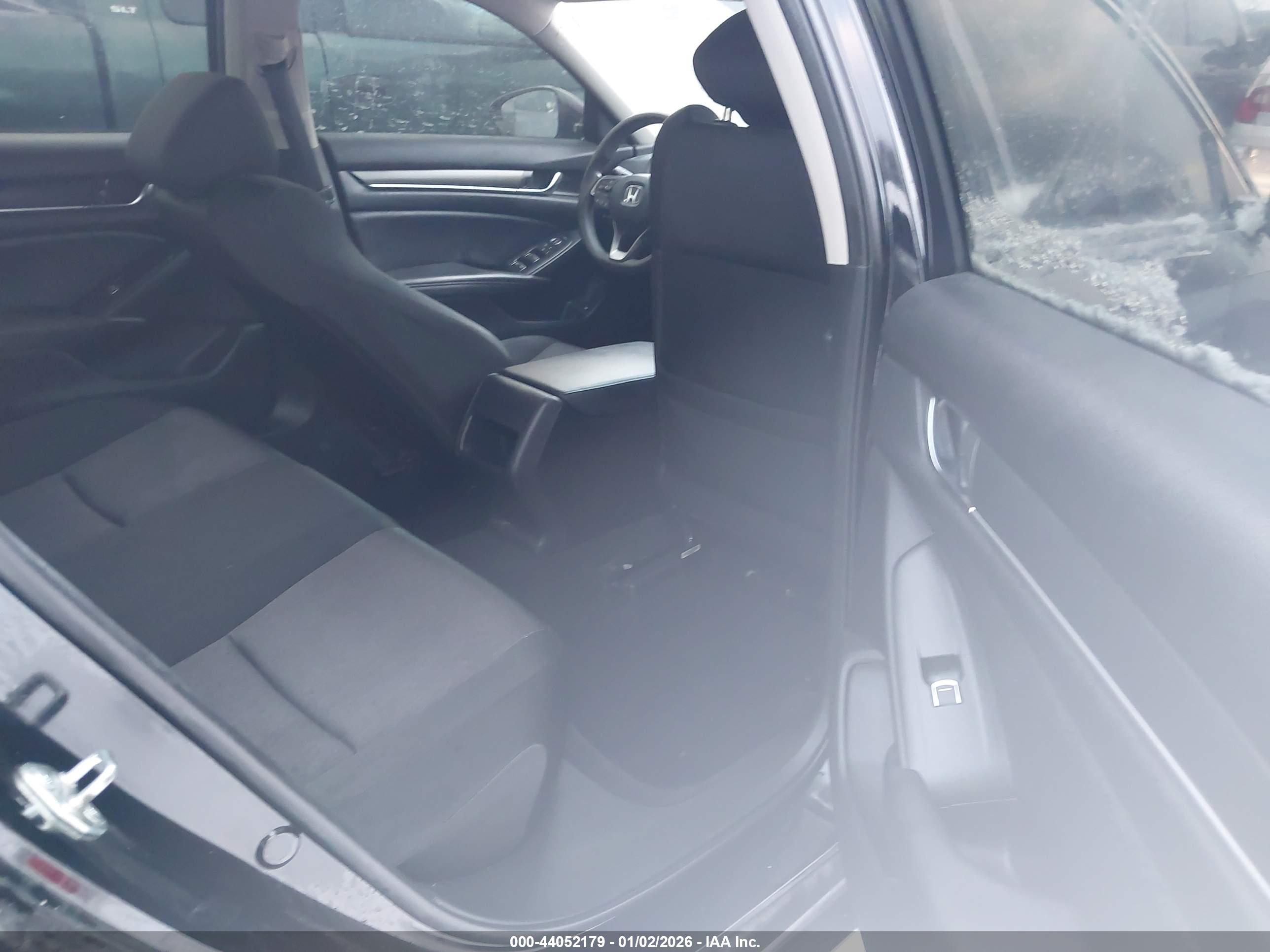 HONDA ACCORD image 8