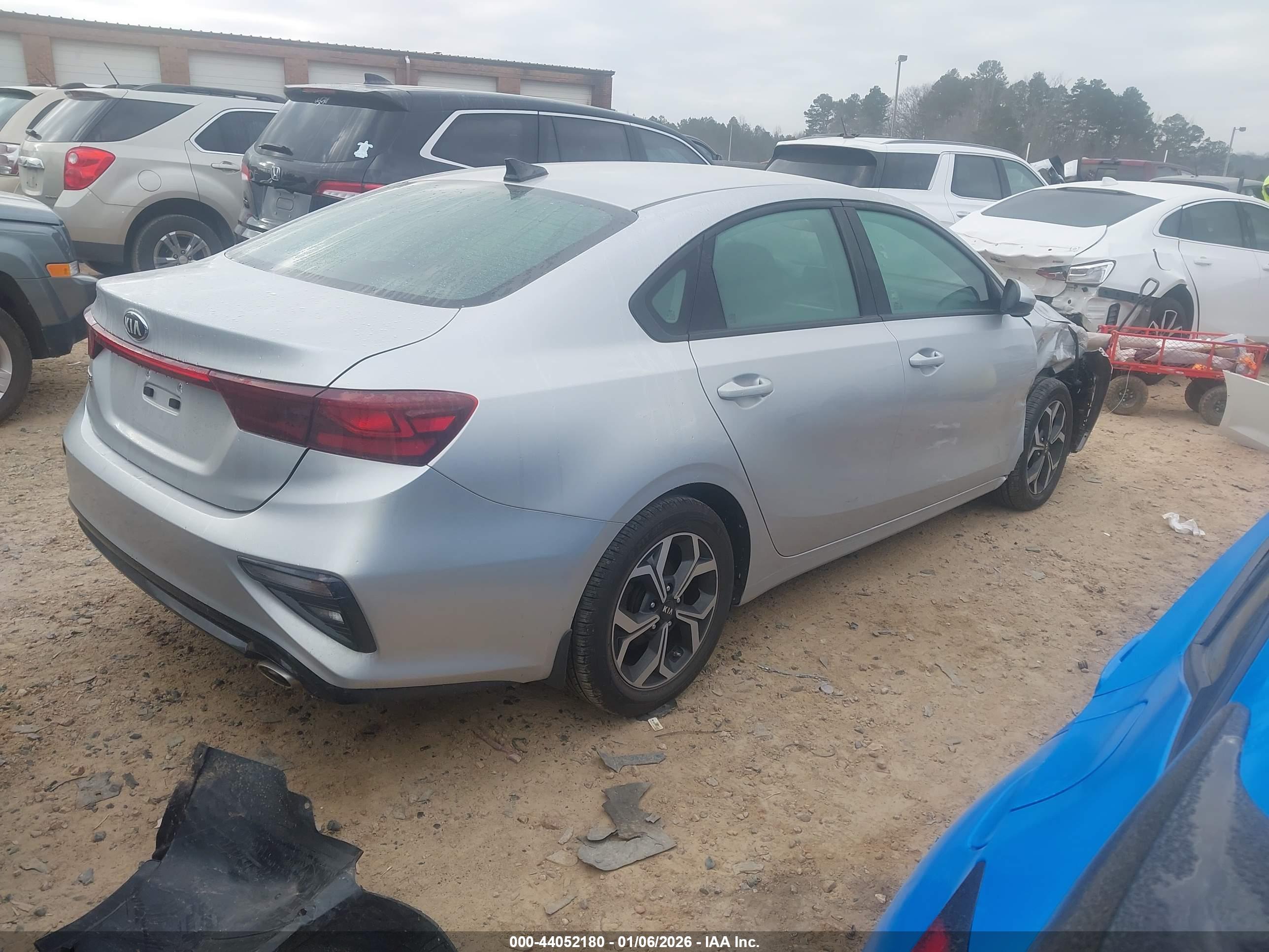 KIA FORTE image 4