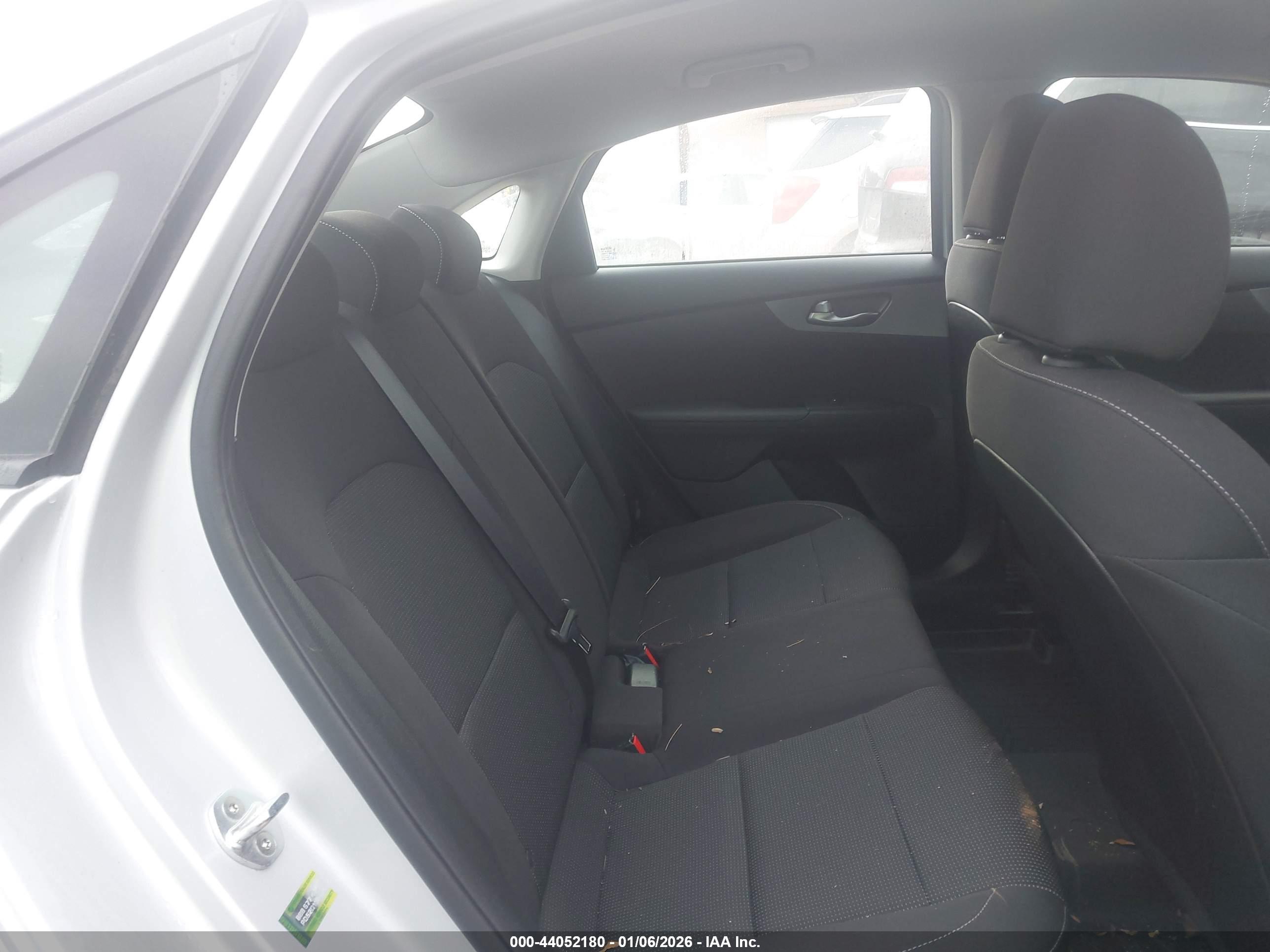 KIA FORTE image 8