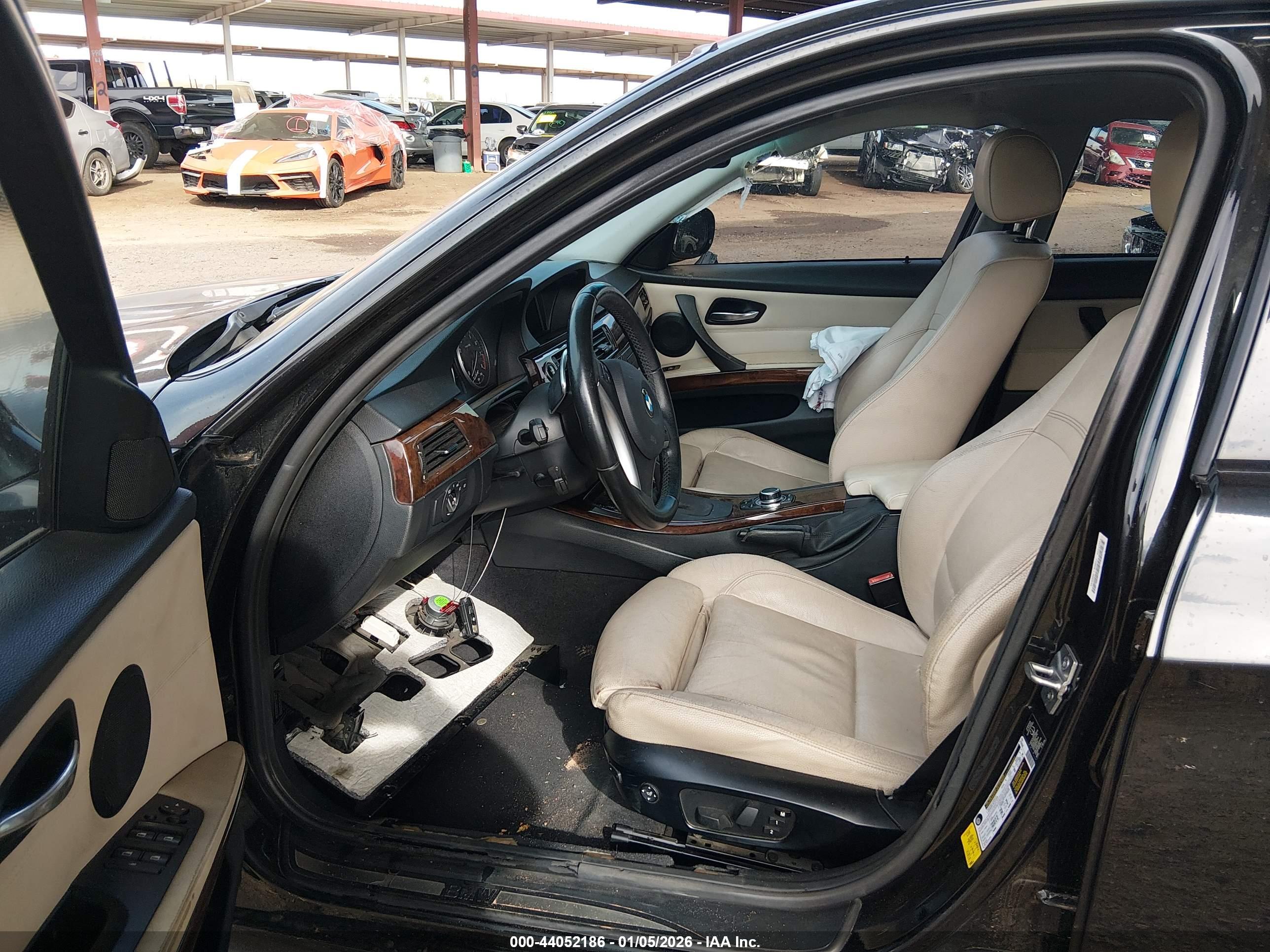 BMW 335I image 5