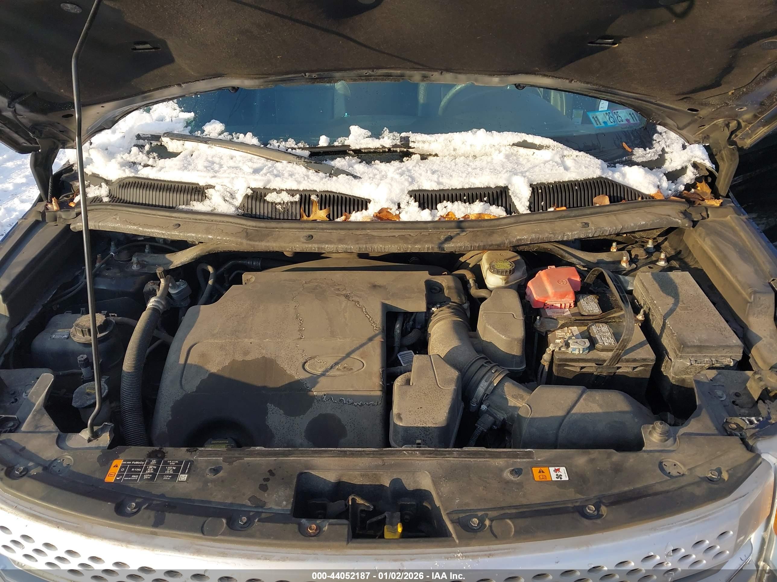 FORD EXPLORER image 10