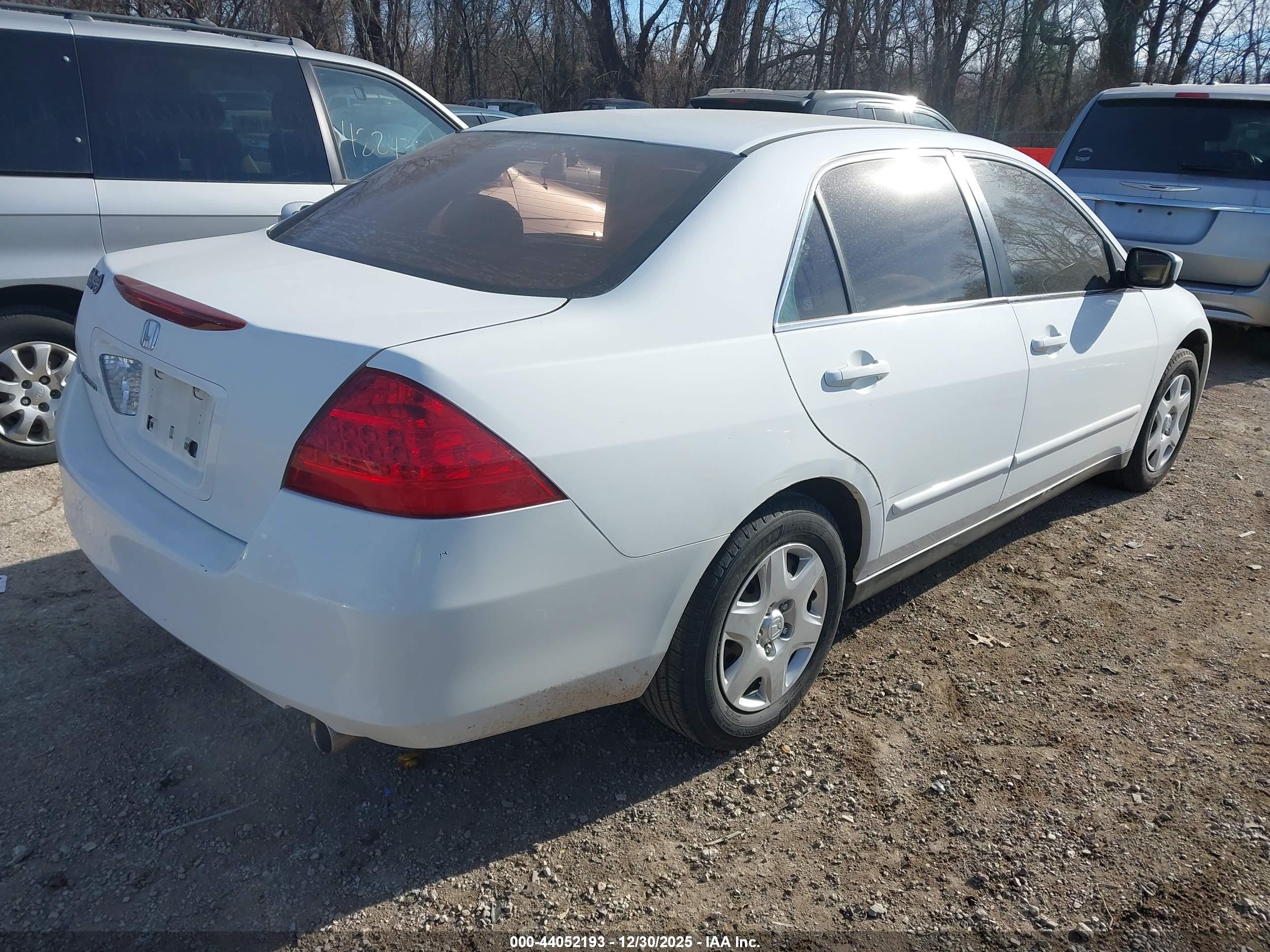 HONDA ACCORD image 4