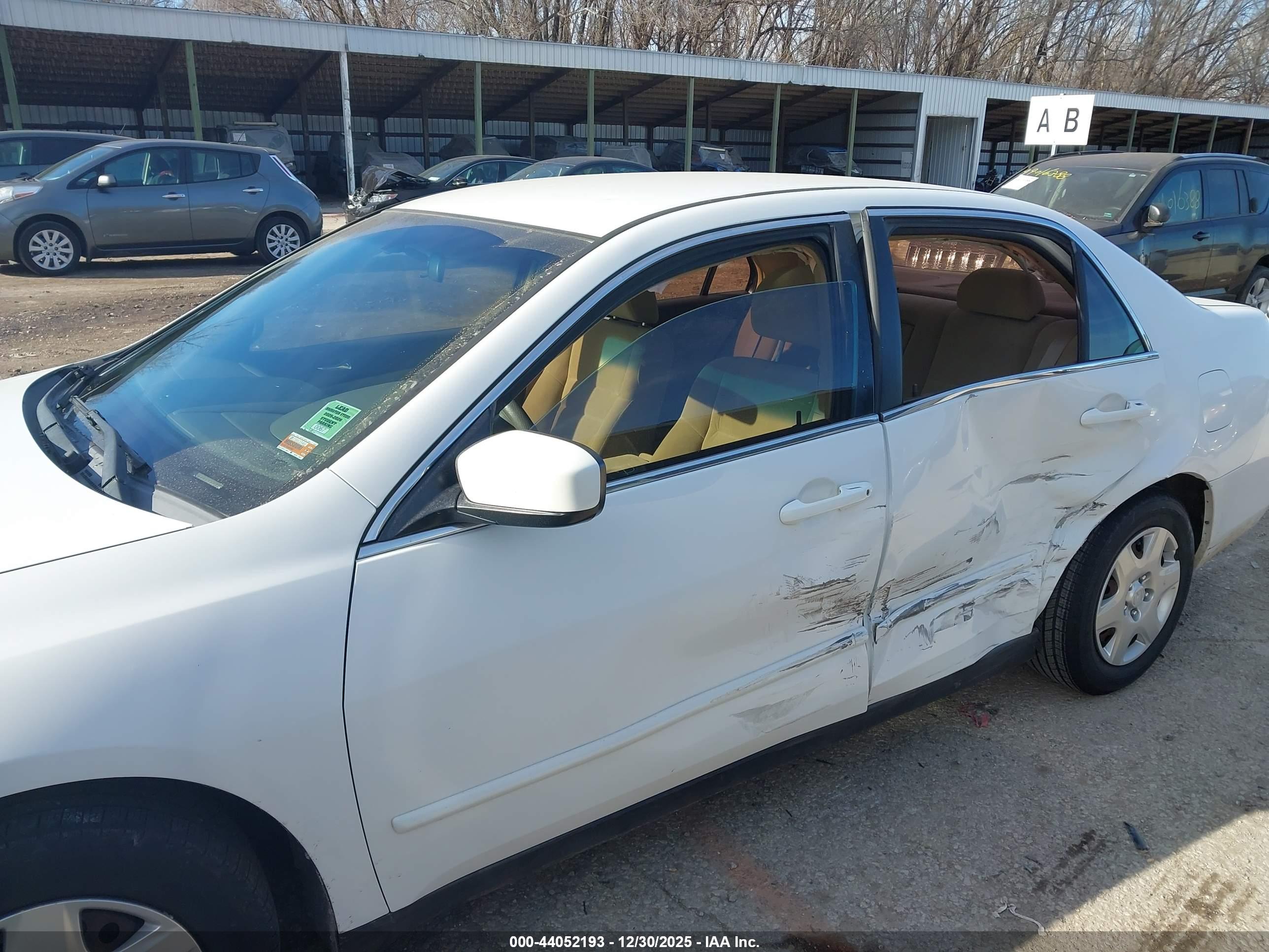 HONDA ACCORD image 6