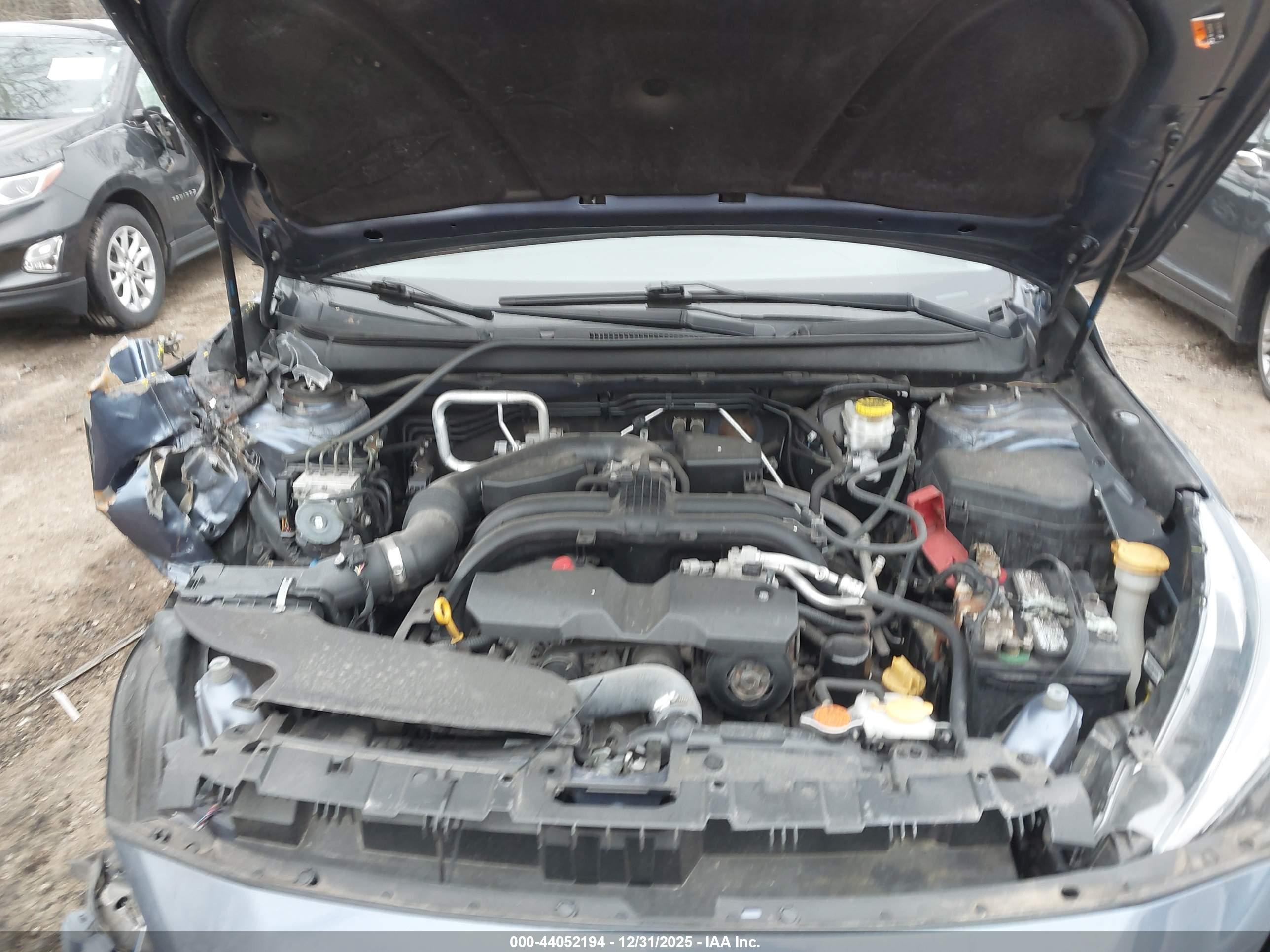 SUBARU OUTBACK image 10