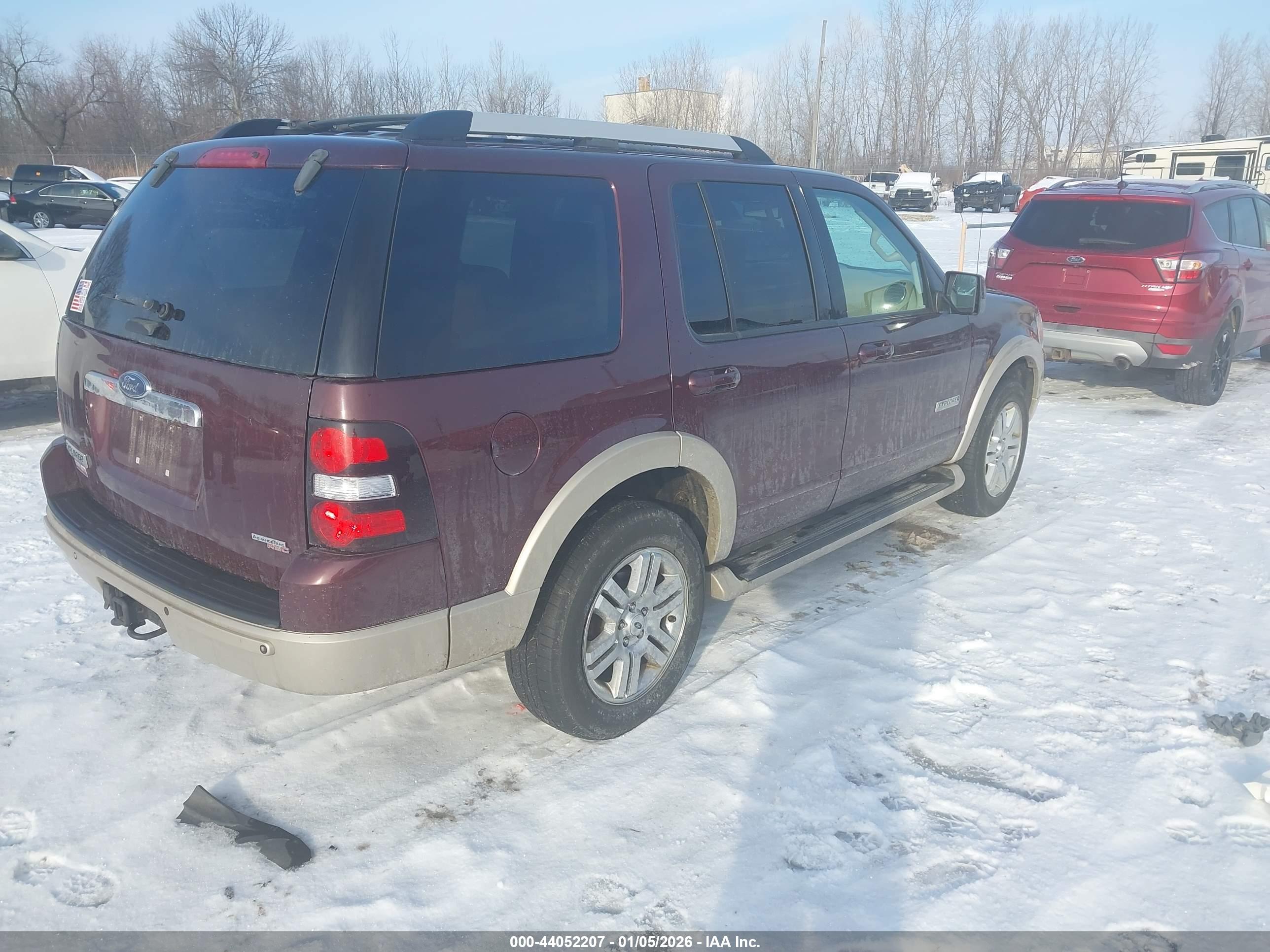 FORD EXPLORER image 4