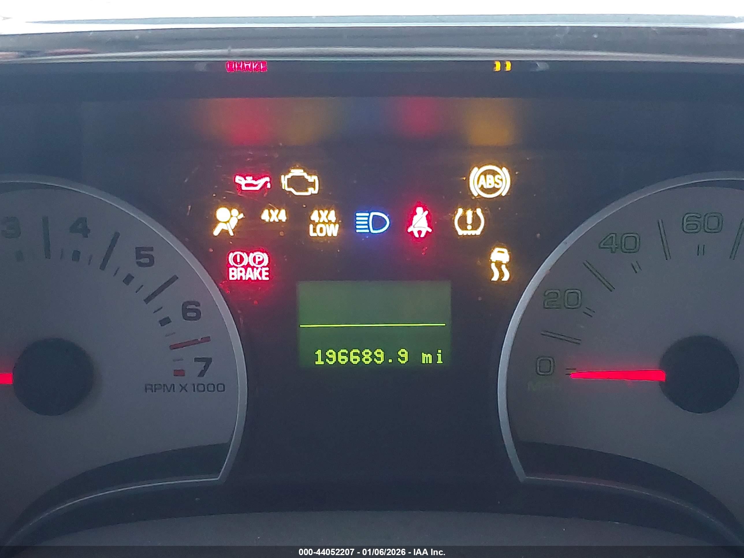 FORD EXPLORER image 7