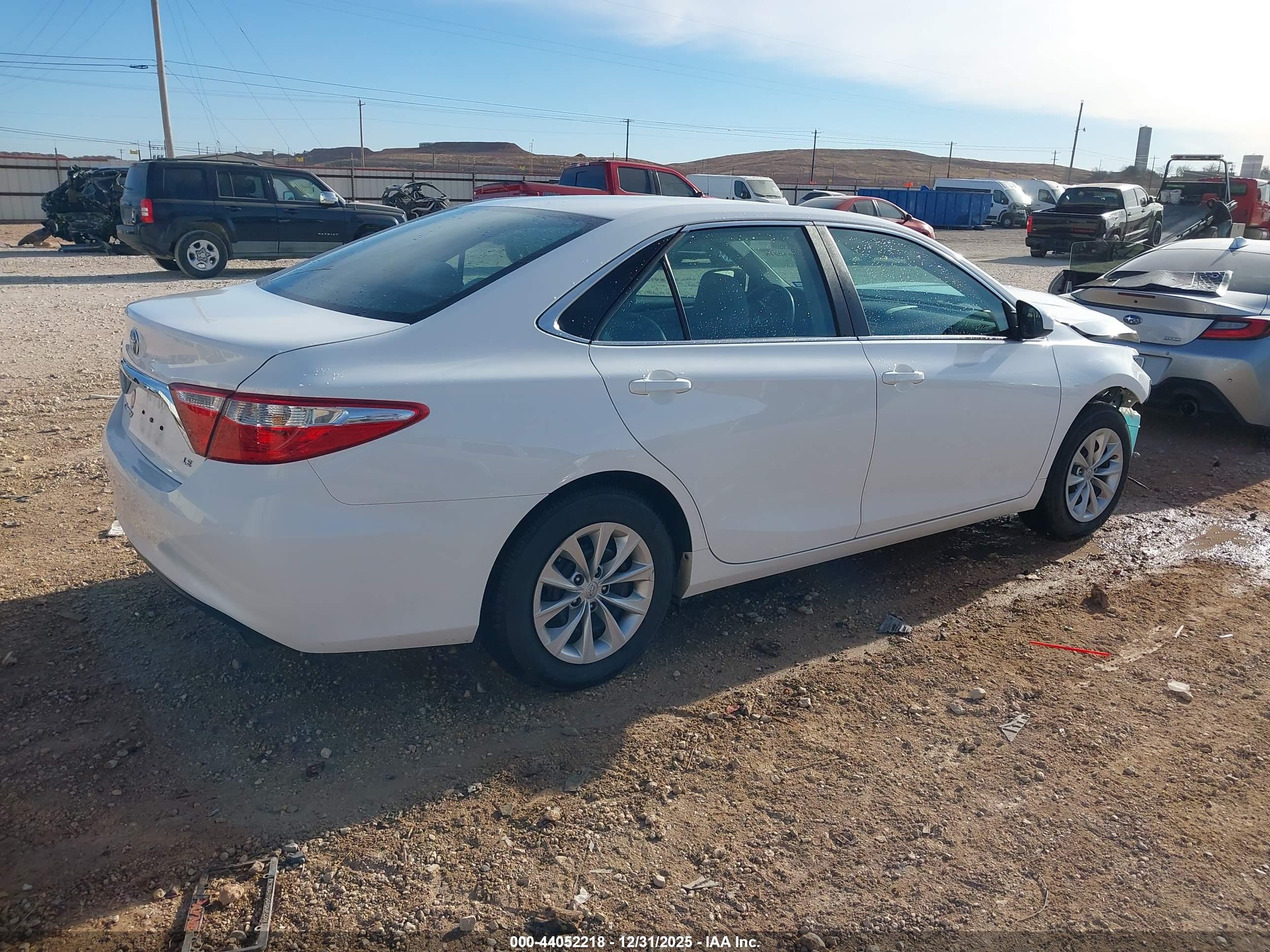TOYOTA CAMRY image 4