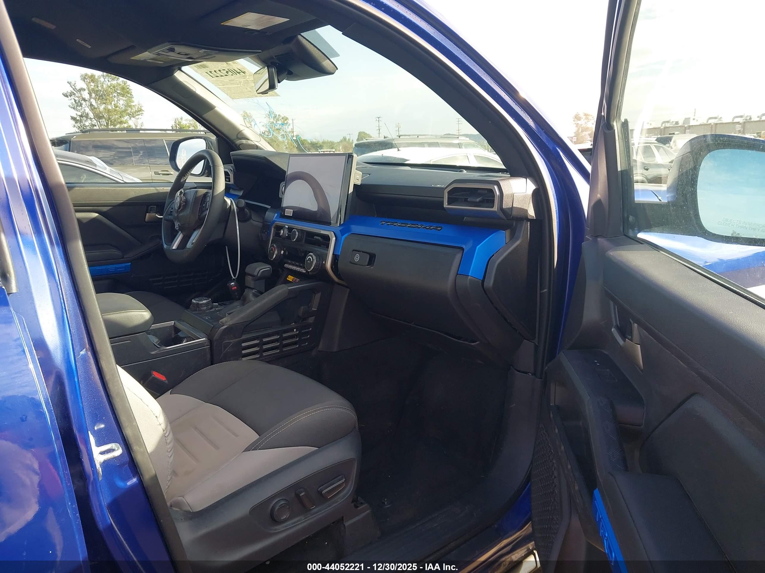 TOYOTA TACOMA image 5