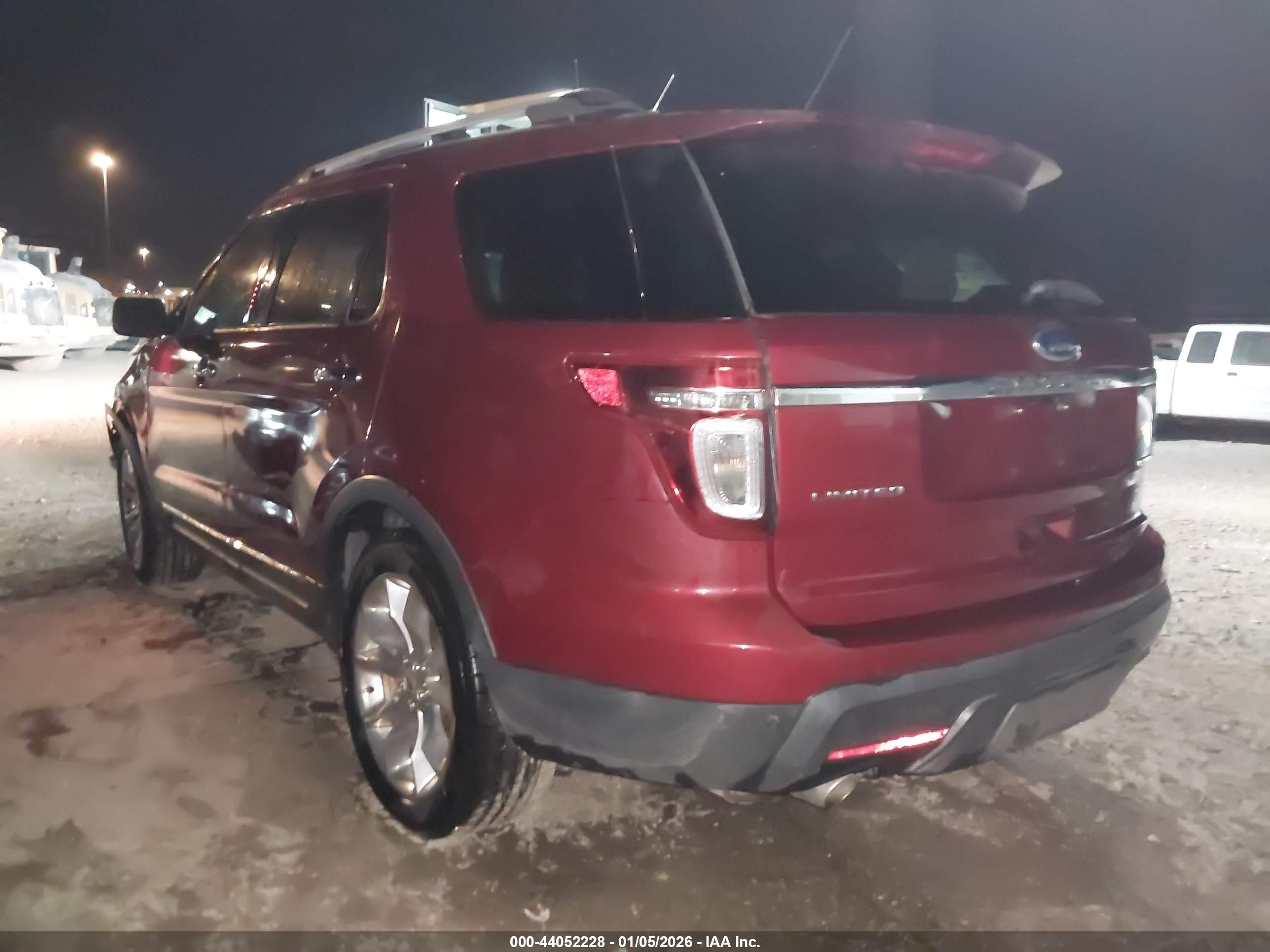 FORD EXPLORER image 3