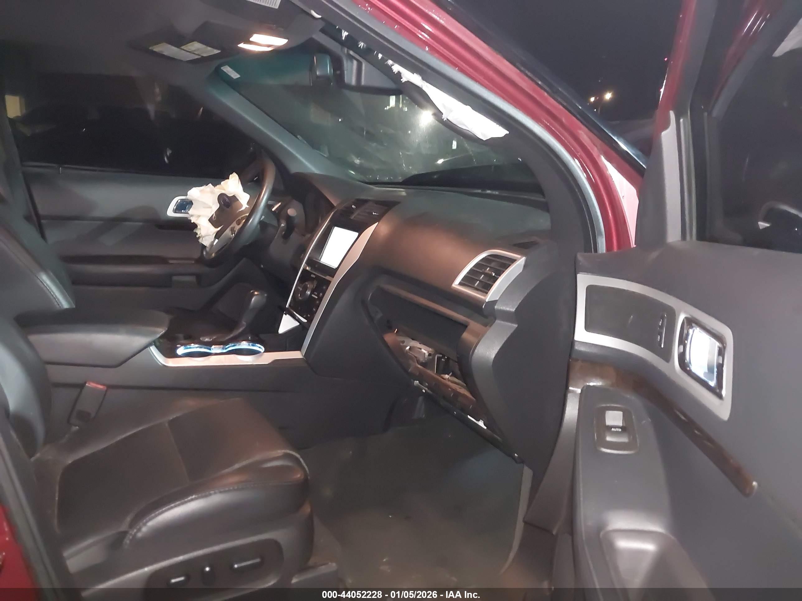 FORD EXPLORER image 5