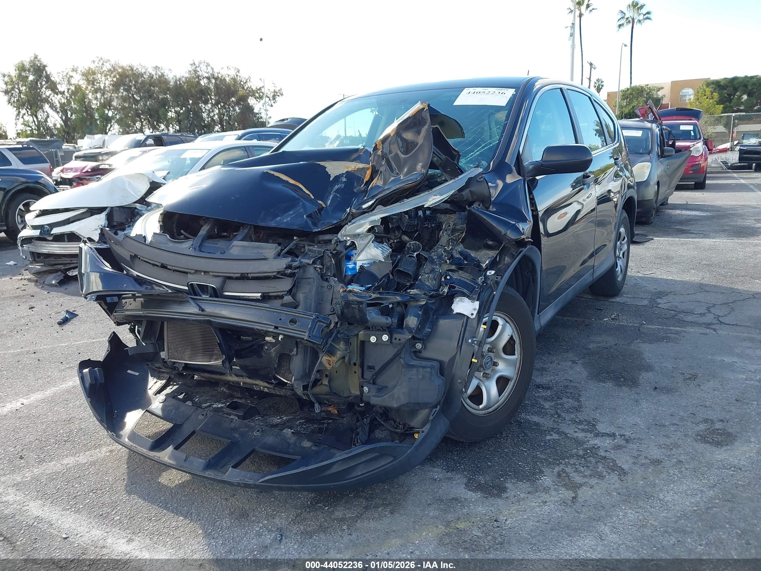 HONDA CR-V image 2
