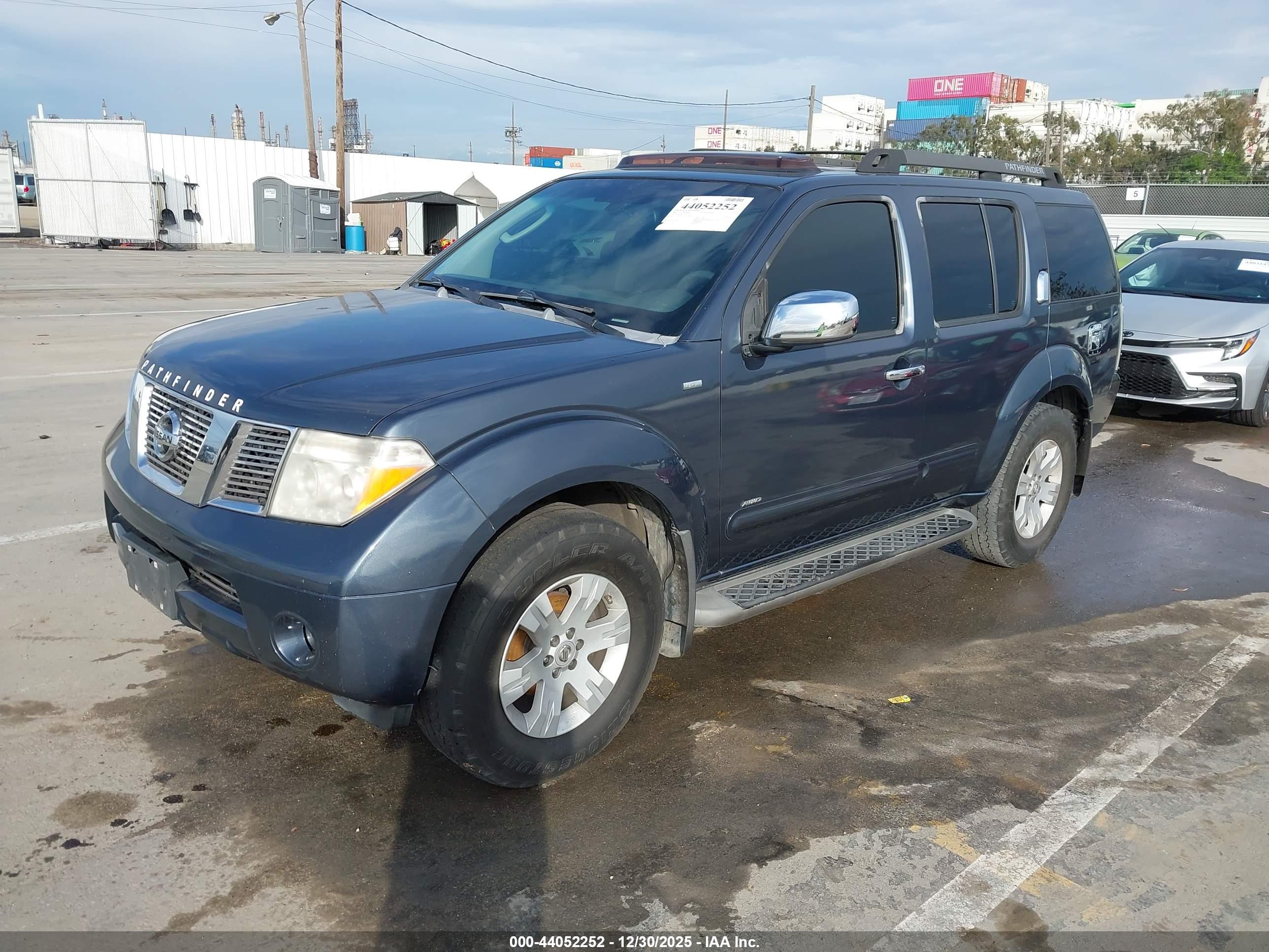 NISSAN PATHFINDER image 2