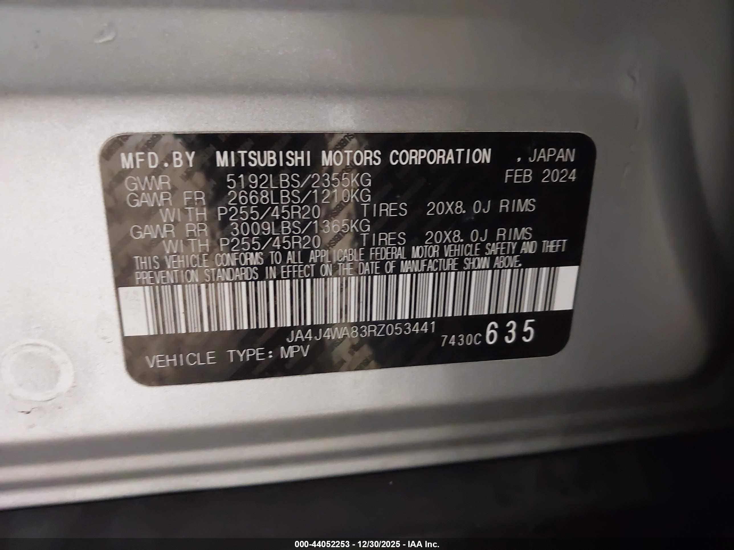 MITSUBISHI OUTLANDER image 9
