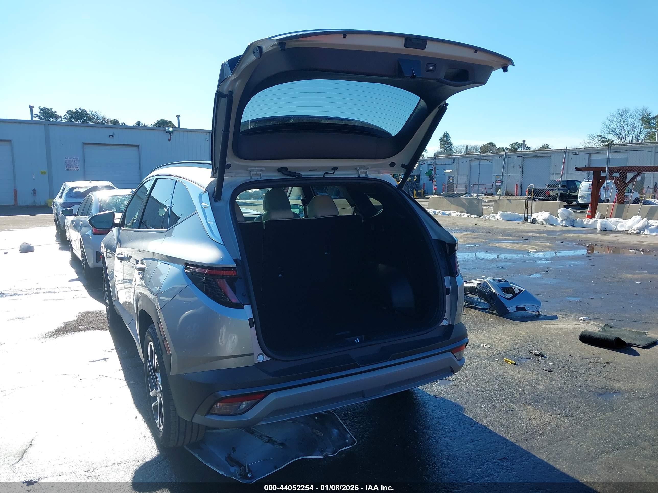 HYUNDAI TUCSON image 3
