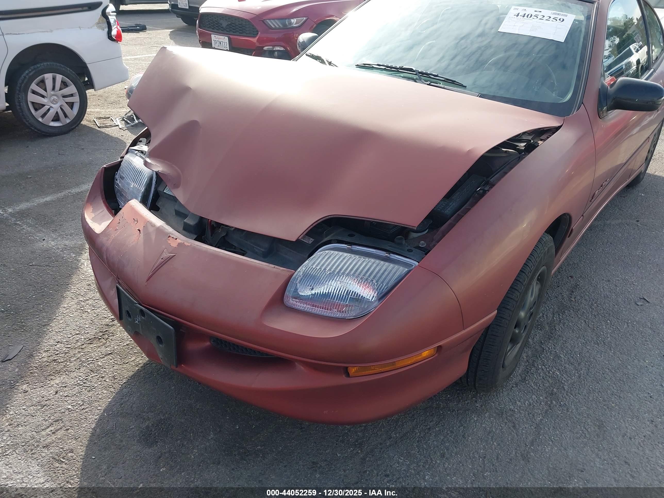 PONTIAC SUNFIRE image 6