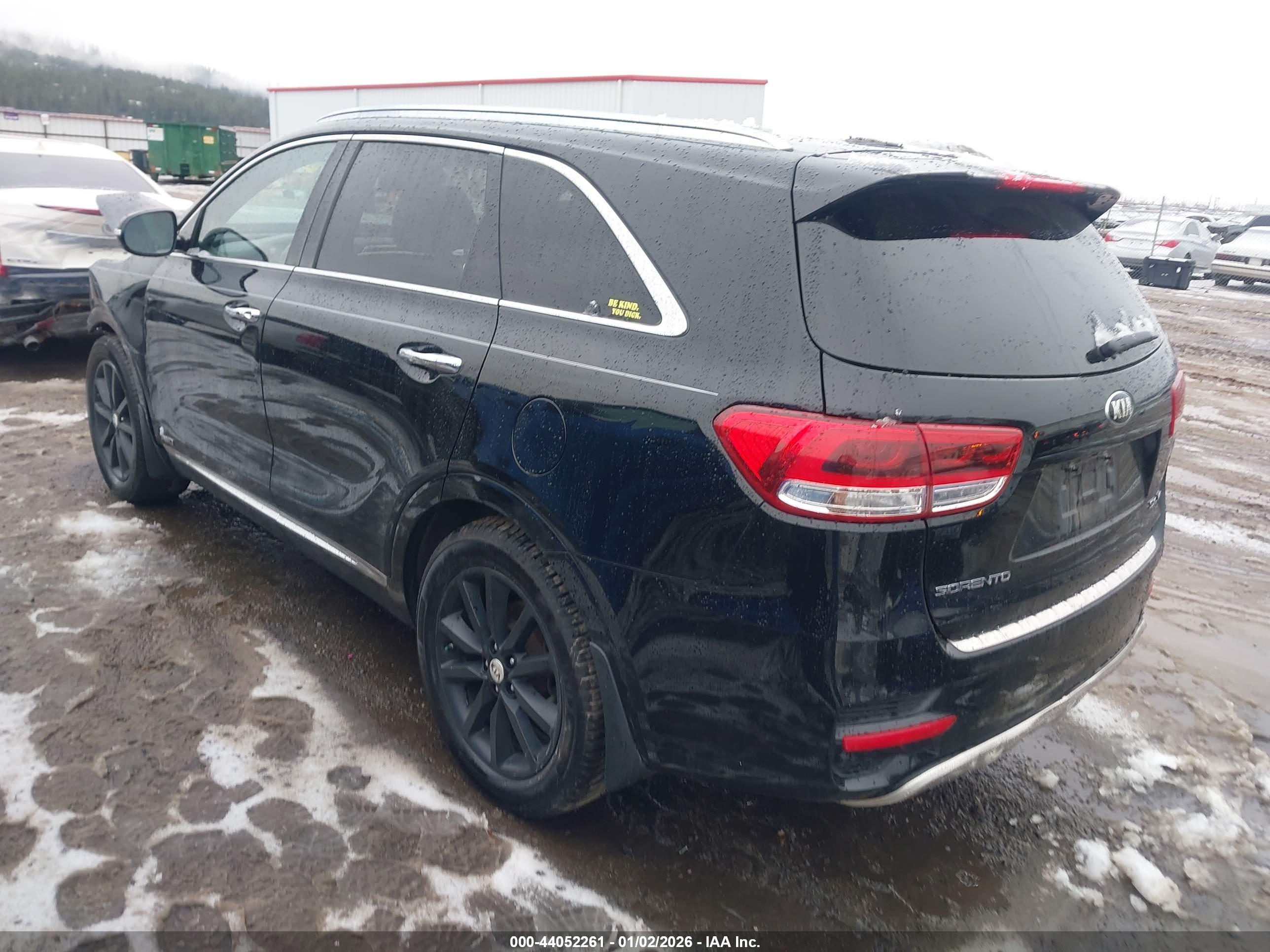 KIA SORENTO image 3