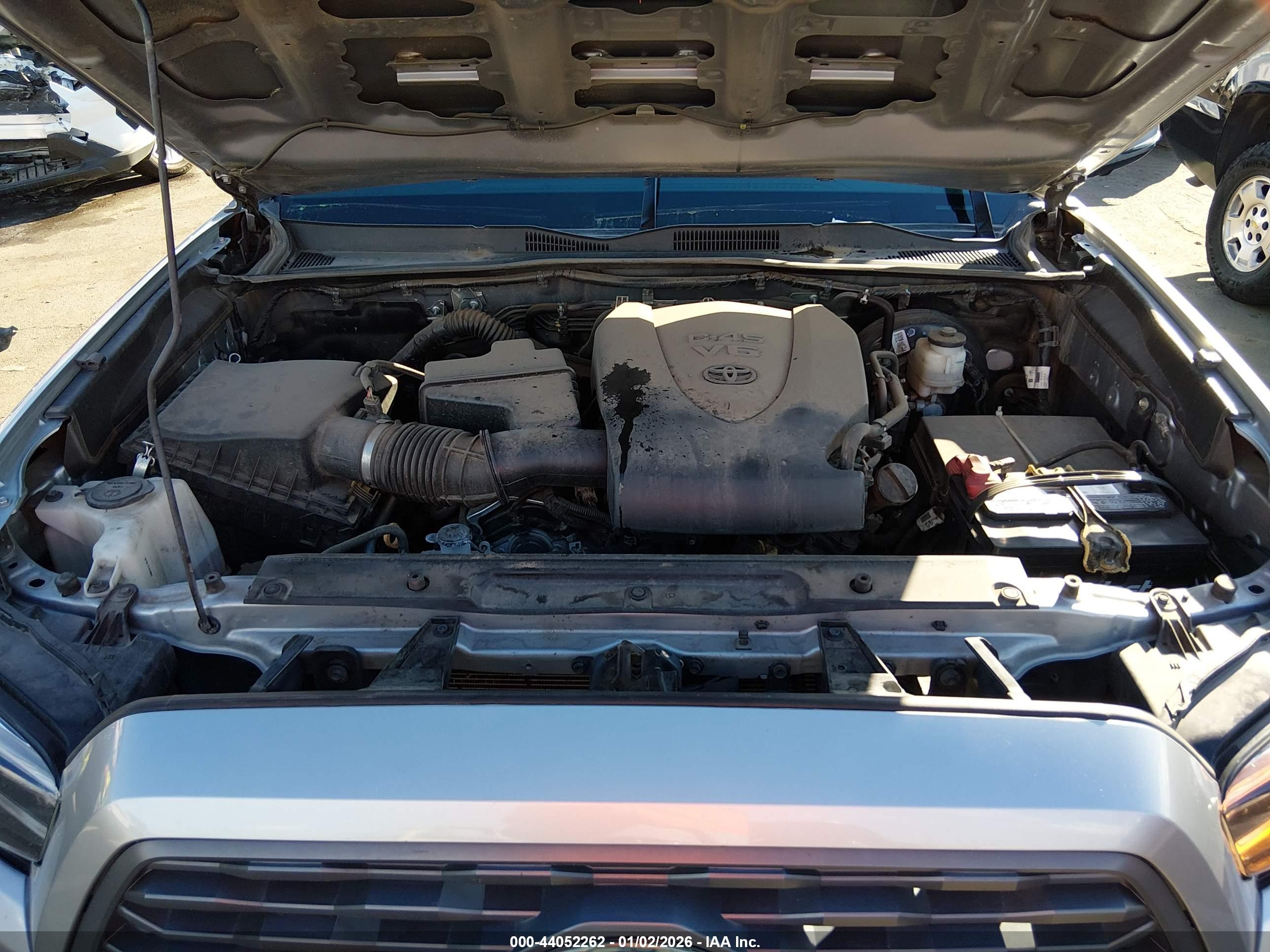 TOYOTA TACOMA image 10