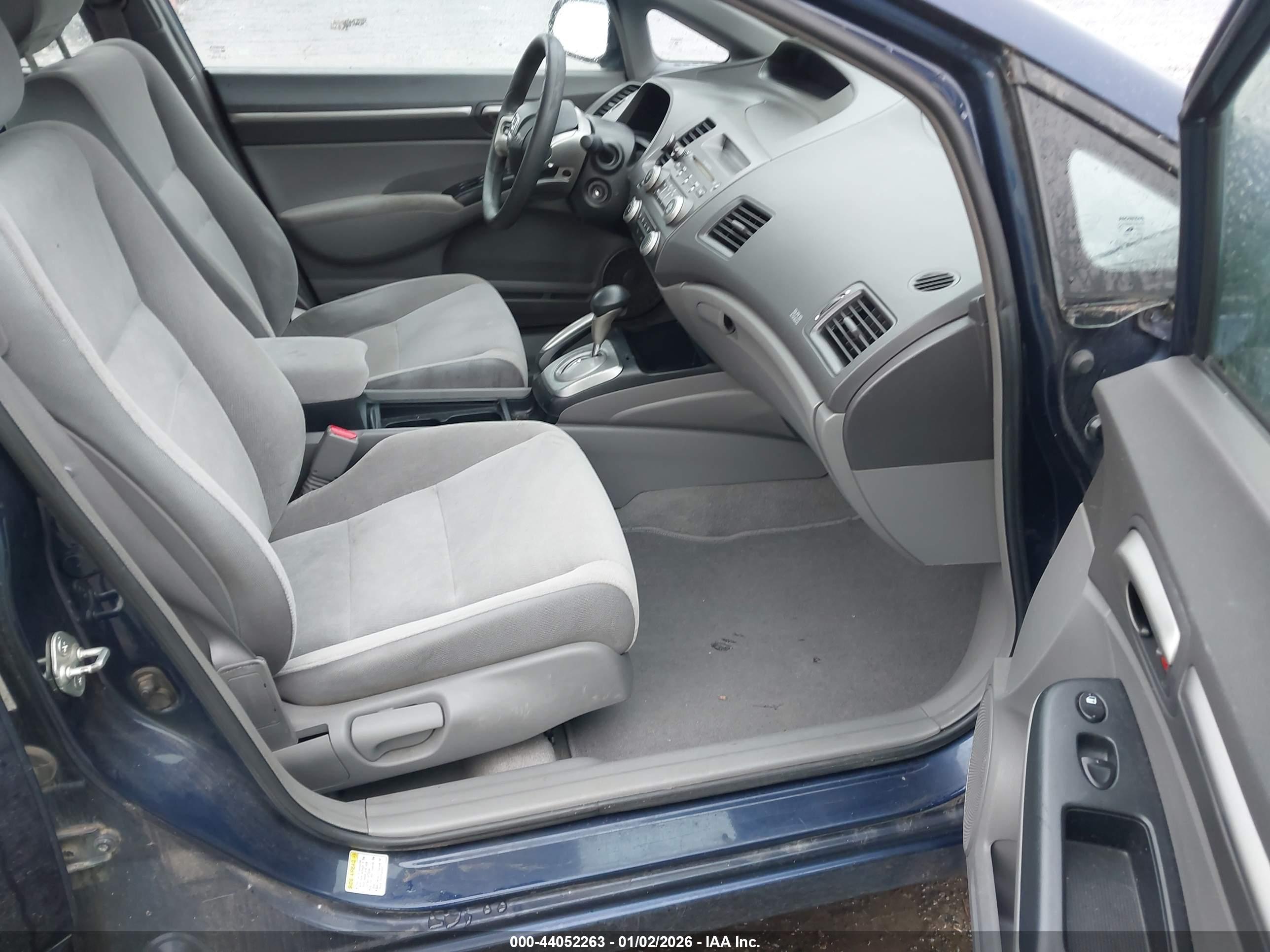 HONDA CIVIC image 5