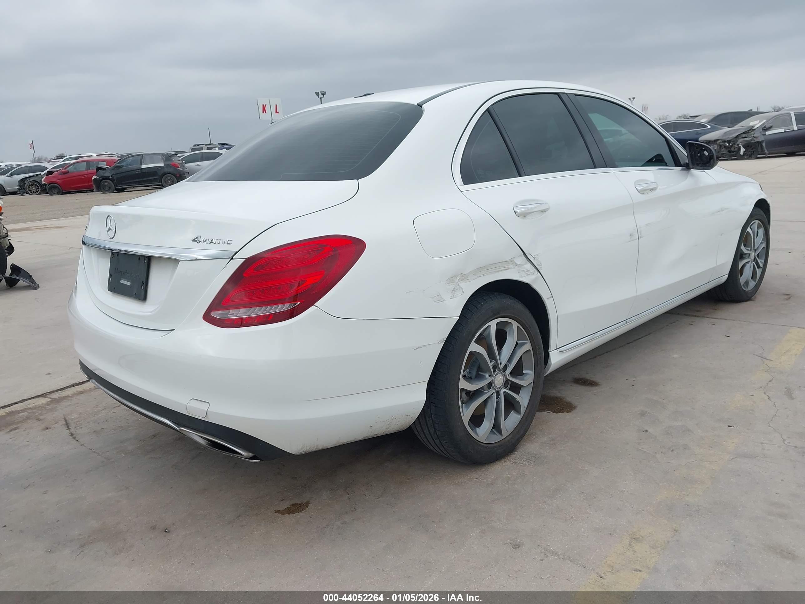 MERCEDES-BENZ C image 4