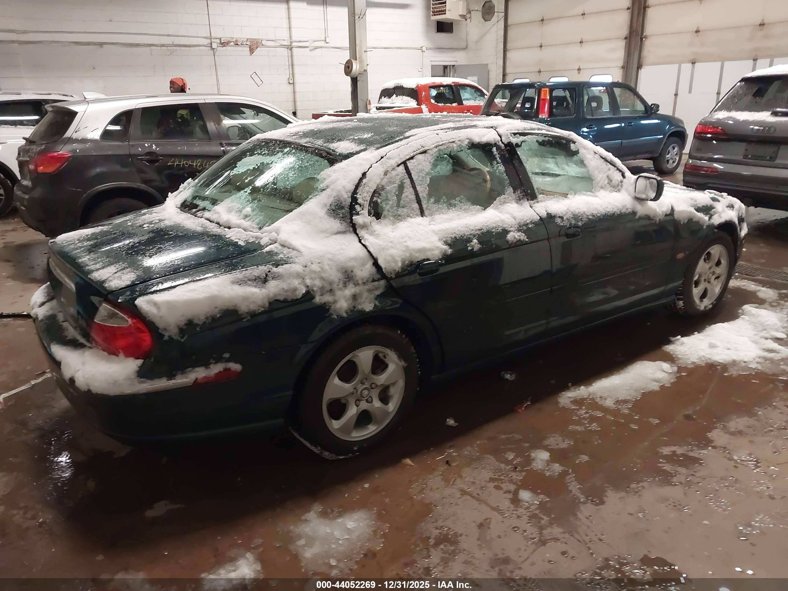 JAGUAR S-TYPE image 4