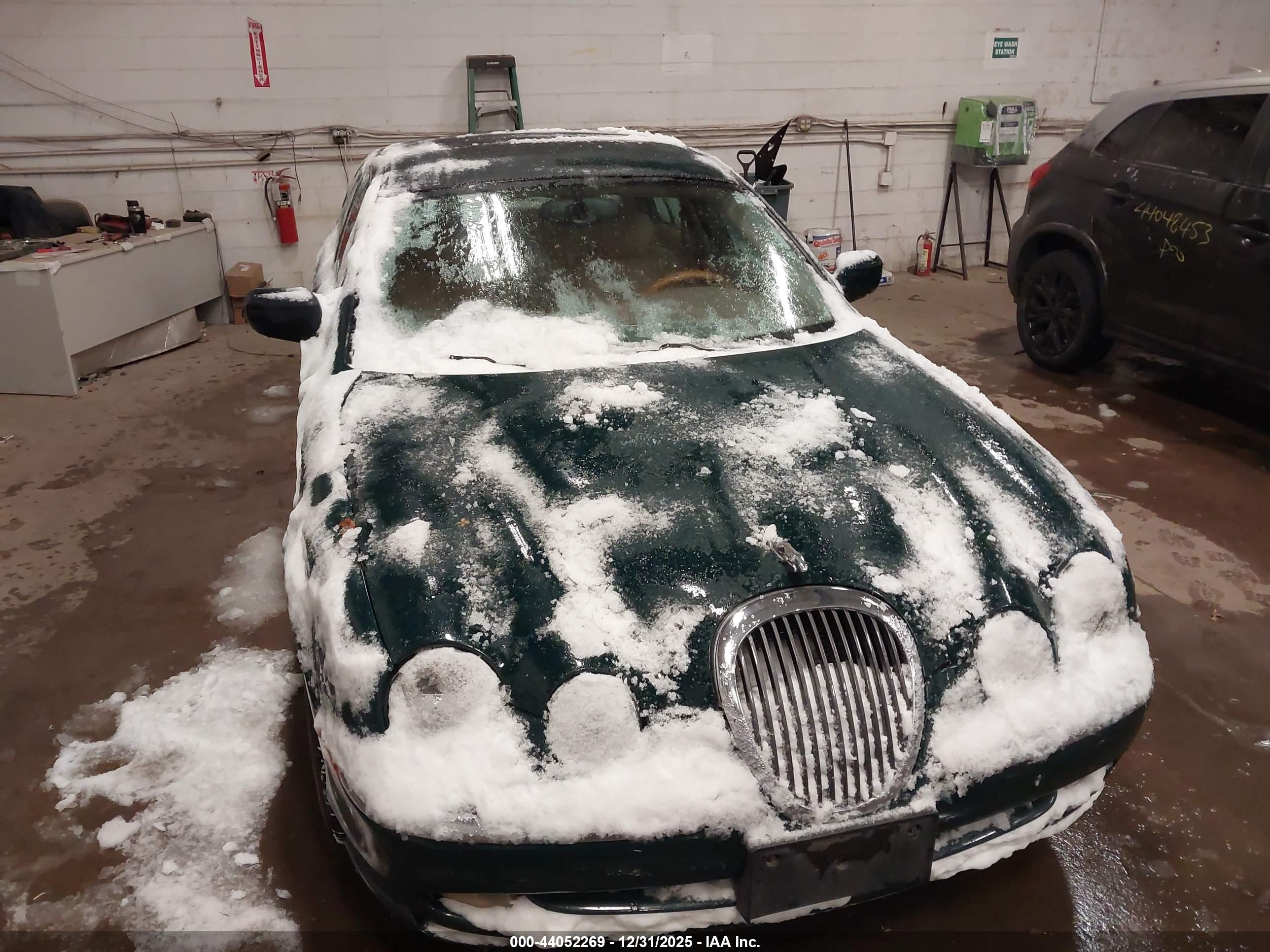 JAGUAR S-TYPE image 6