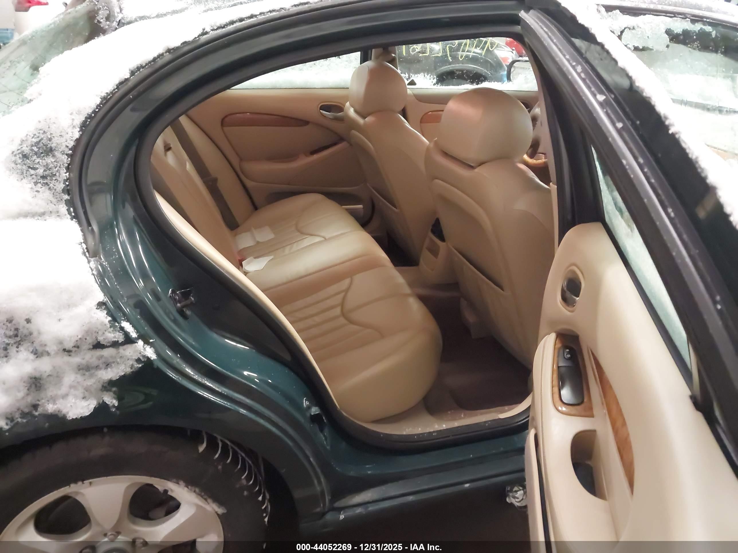 JAGUAR S-TYPE image 8