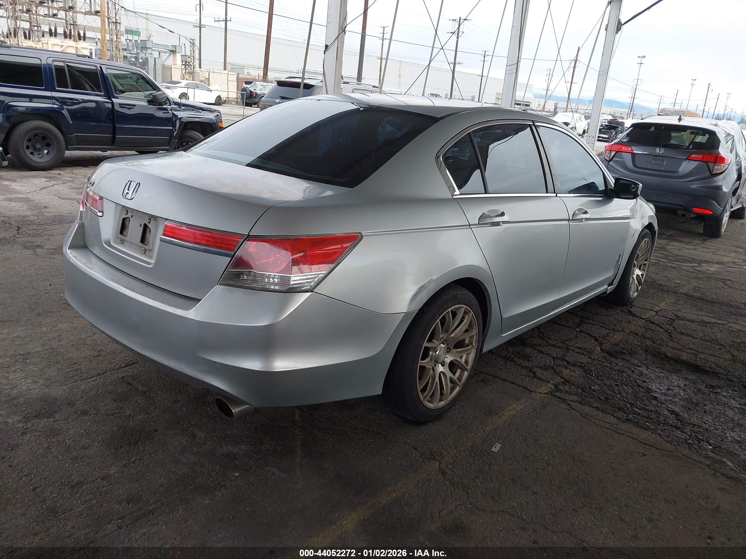 HONDA ACCORD image 4