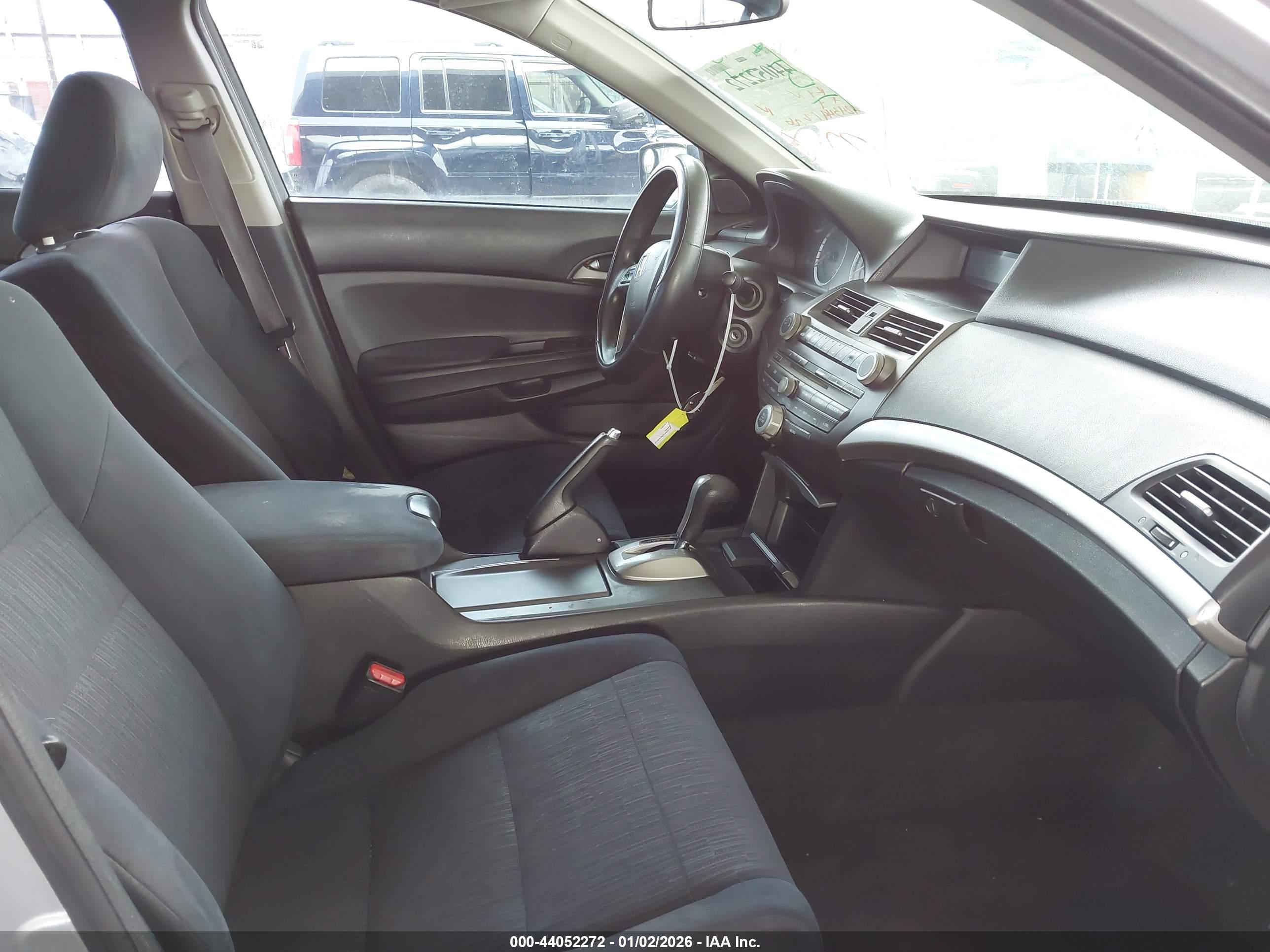 HONDA ACCORD image 5