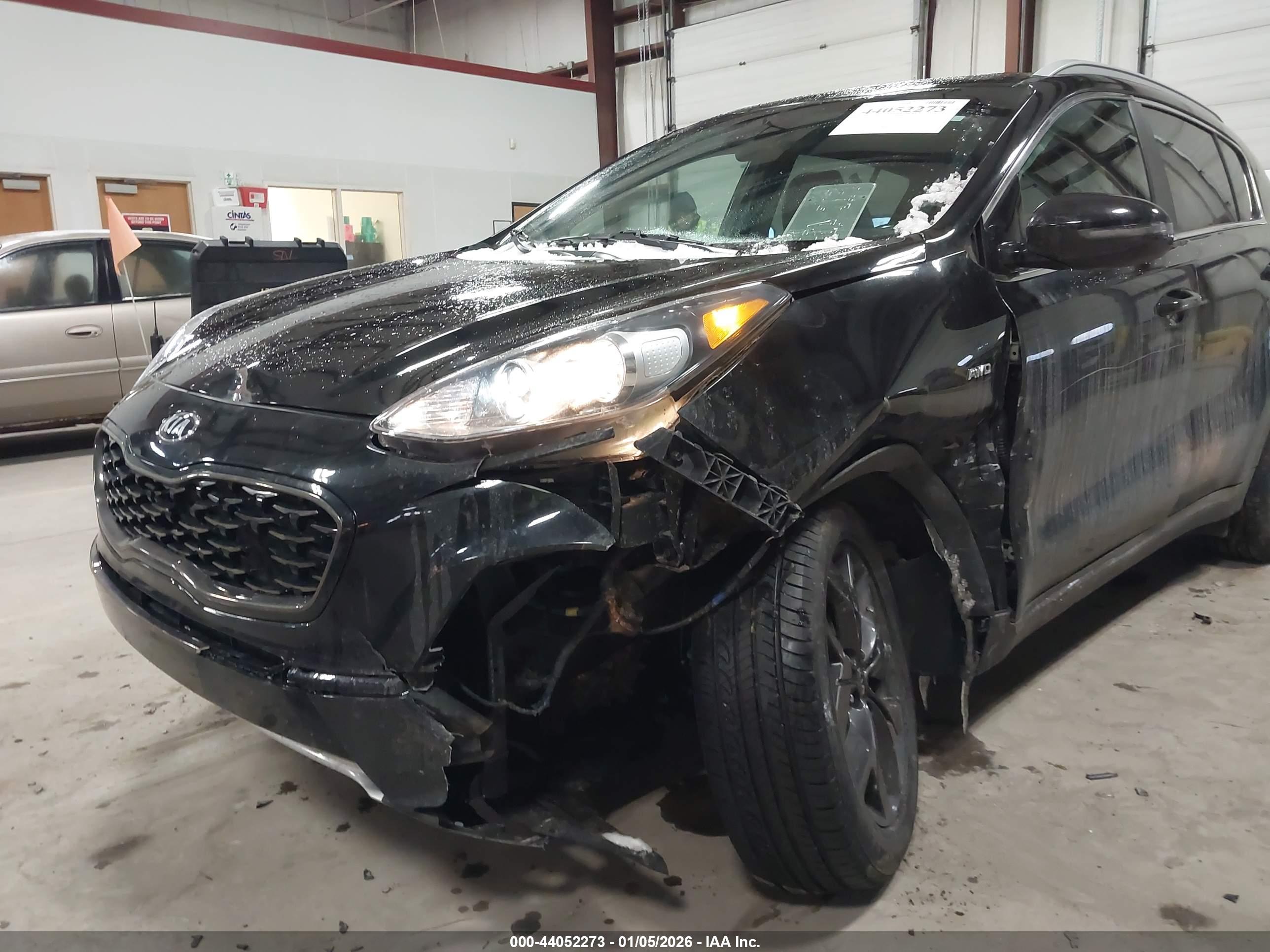 KIA SPORTAGE image 6