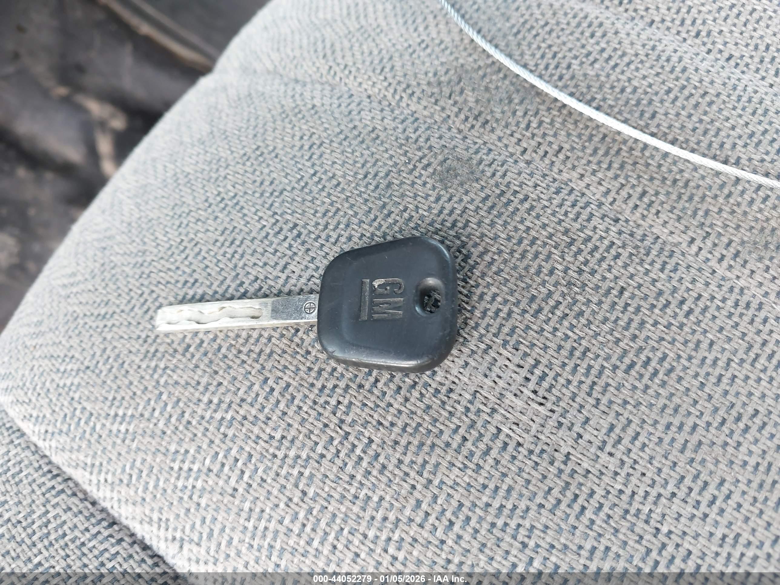 GMC SAVANA image 11