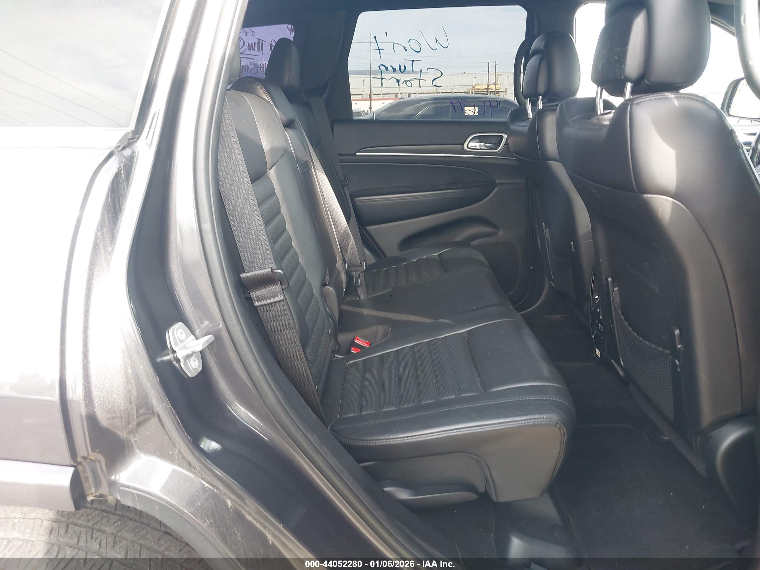 JEEP GRAND image 8