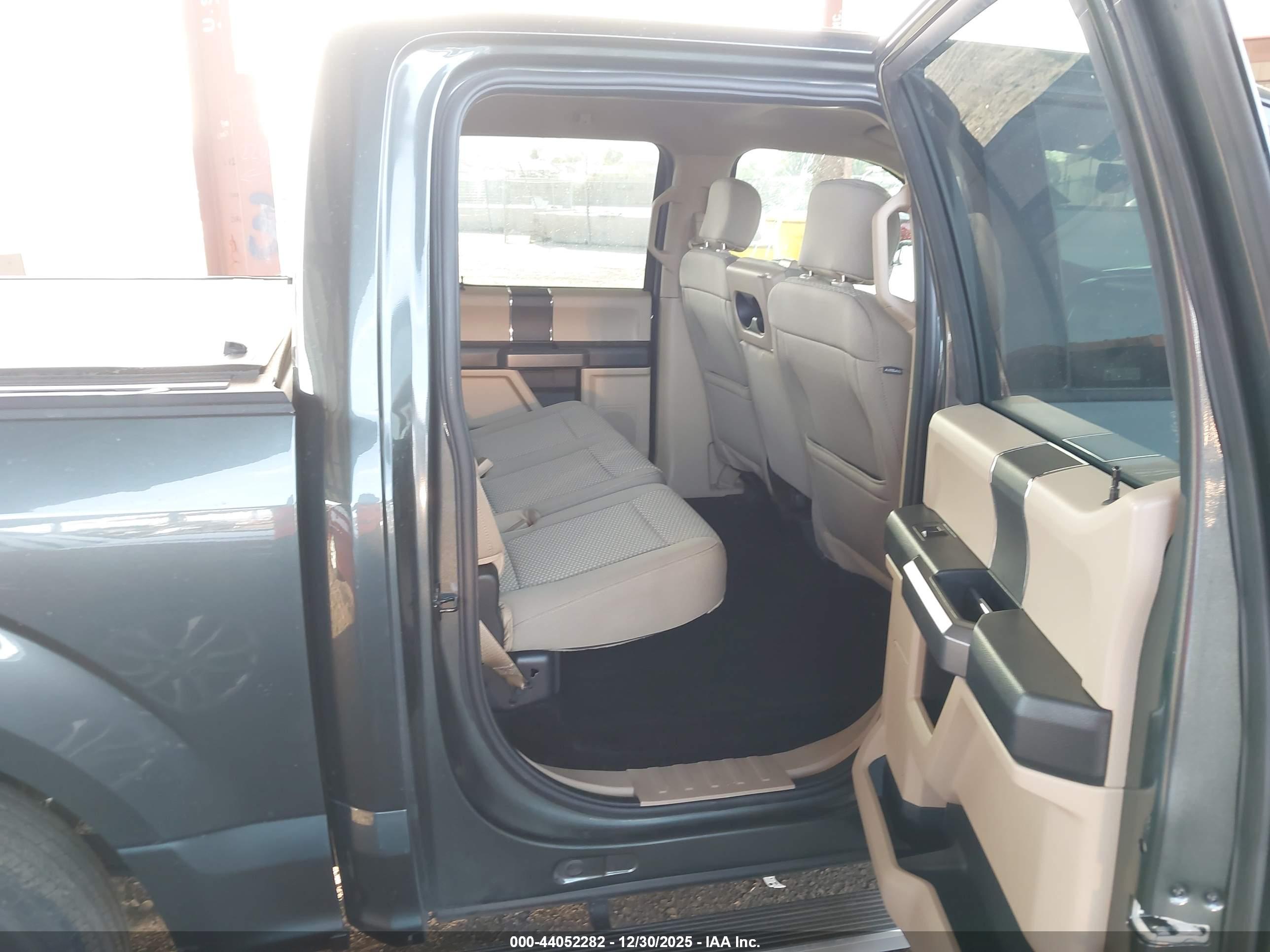 FORD F-150 image 8