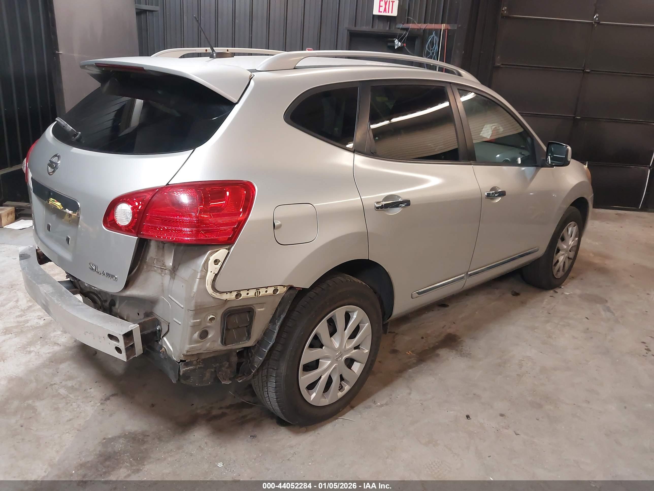 NISSAN ROGUE image 4