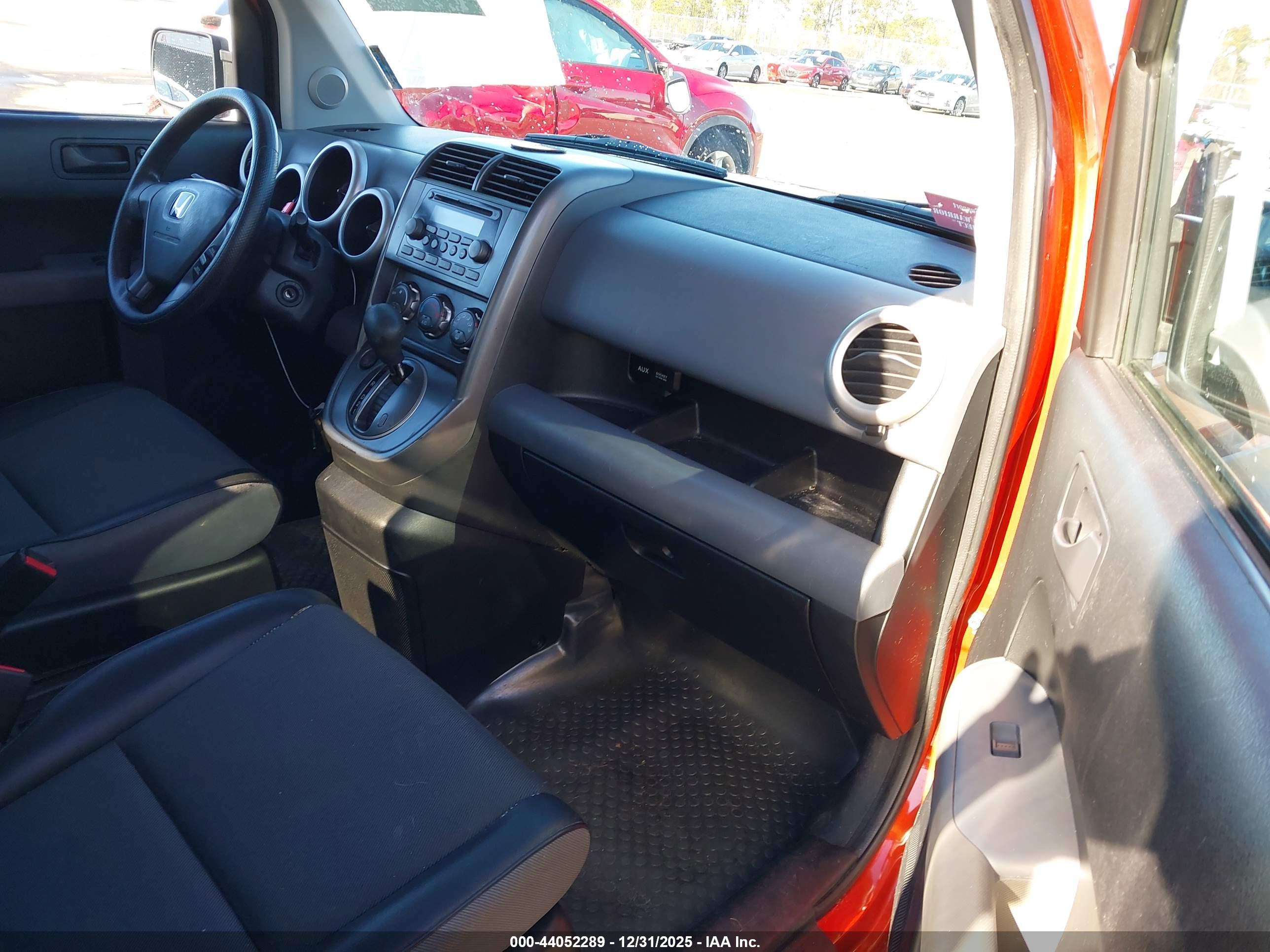 HONDA ELEMENT image 5