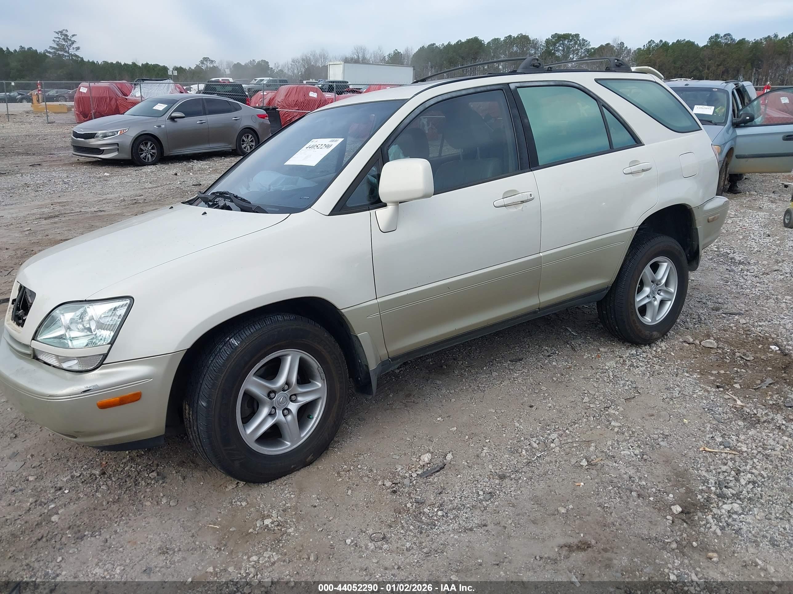 LEXUS RX image 2