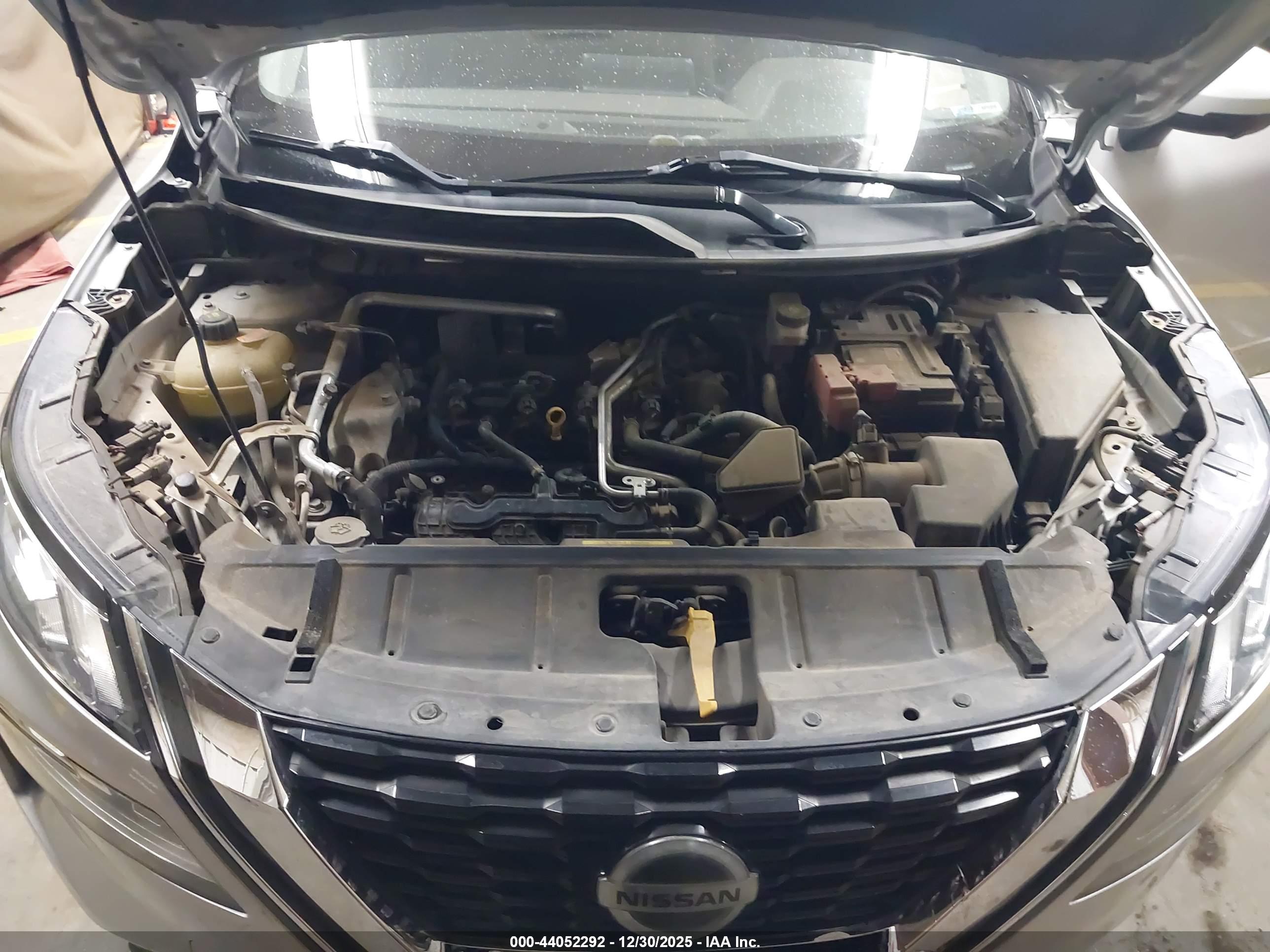 NISSAN ROGUE image 10