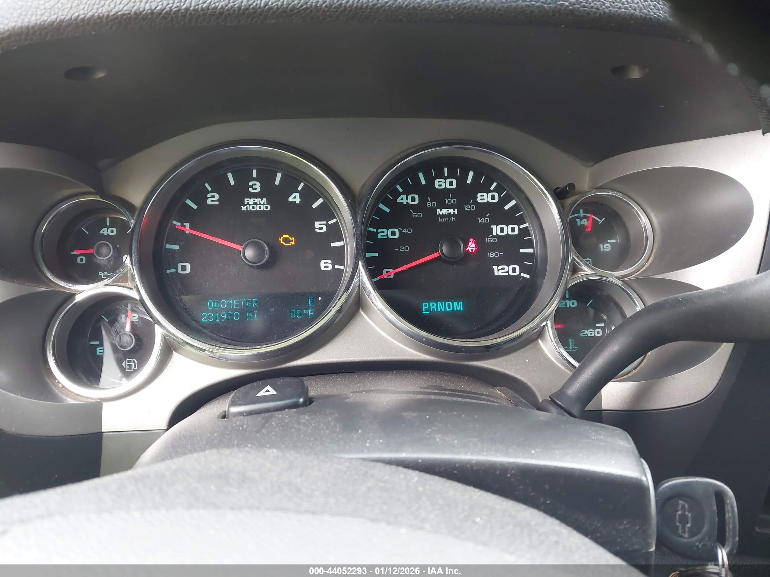 CHEVROLET SILVERADO image 7