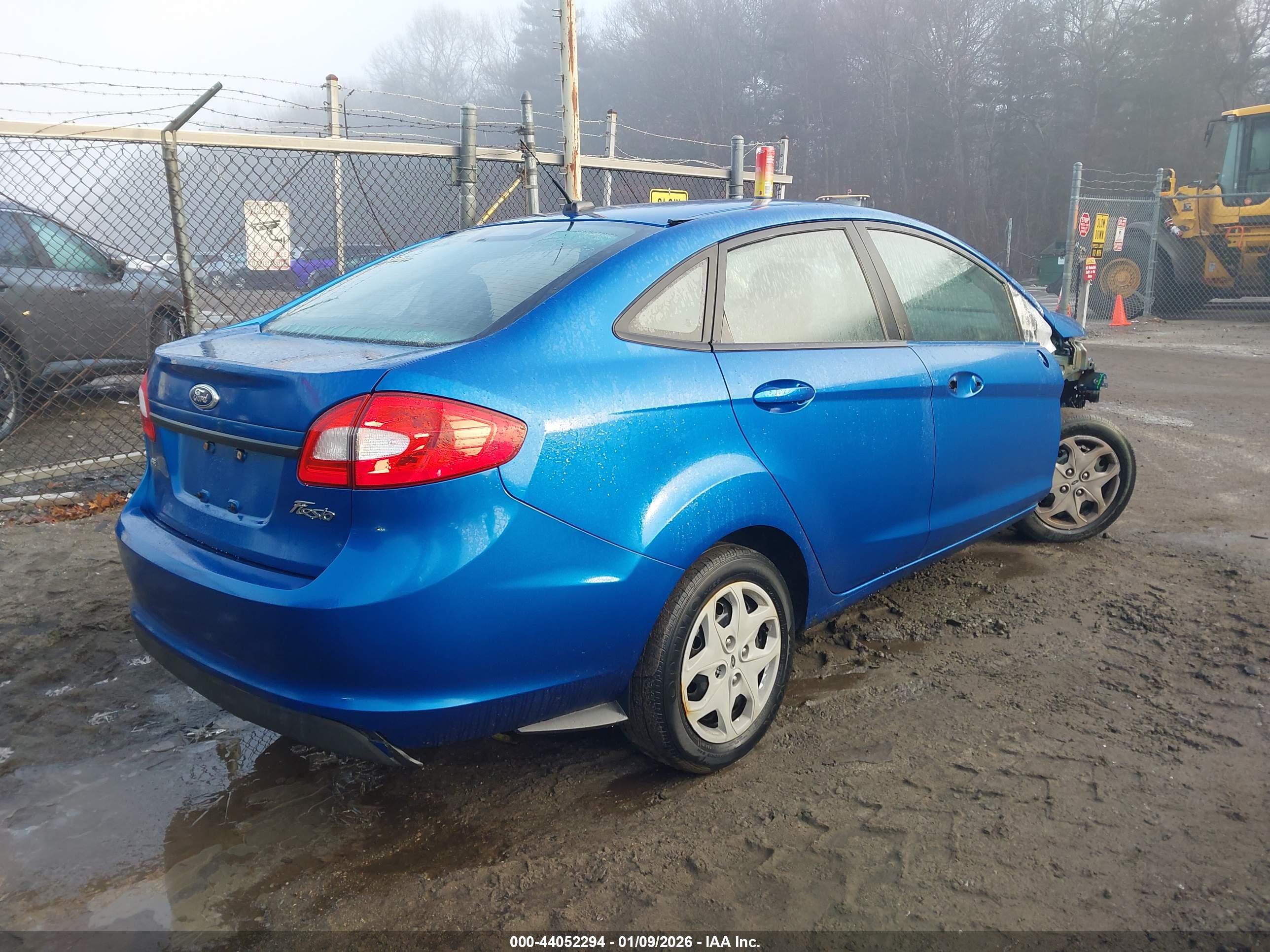 FORD FIESTA image 4