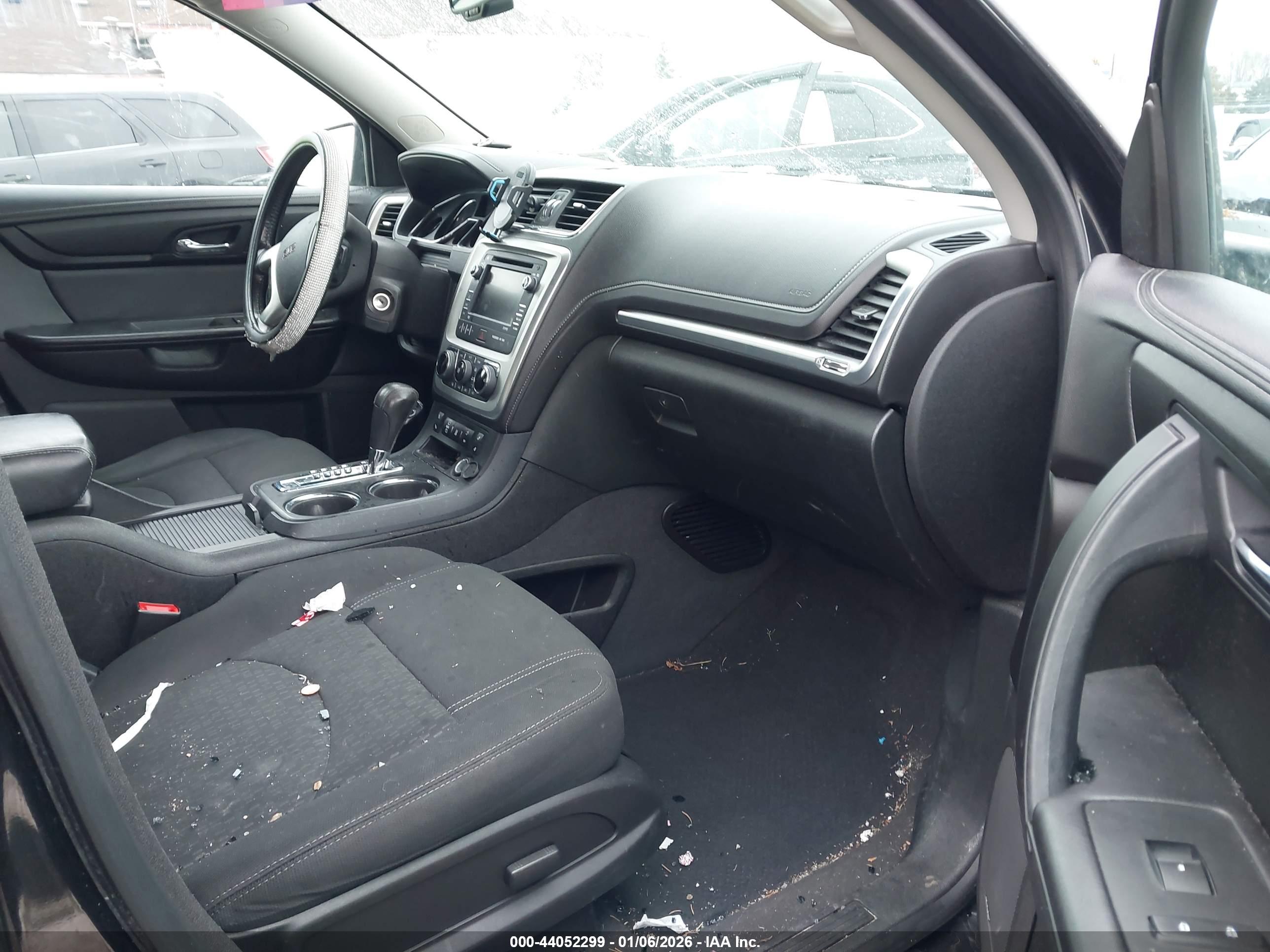 GMC ACADIA image 5