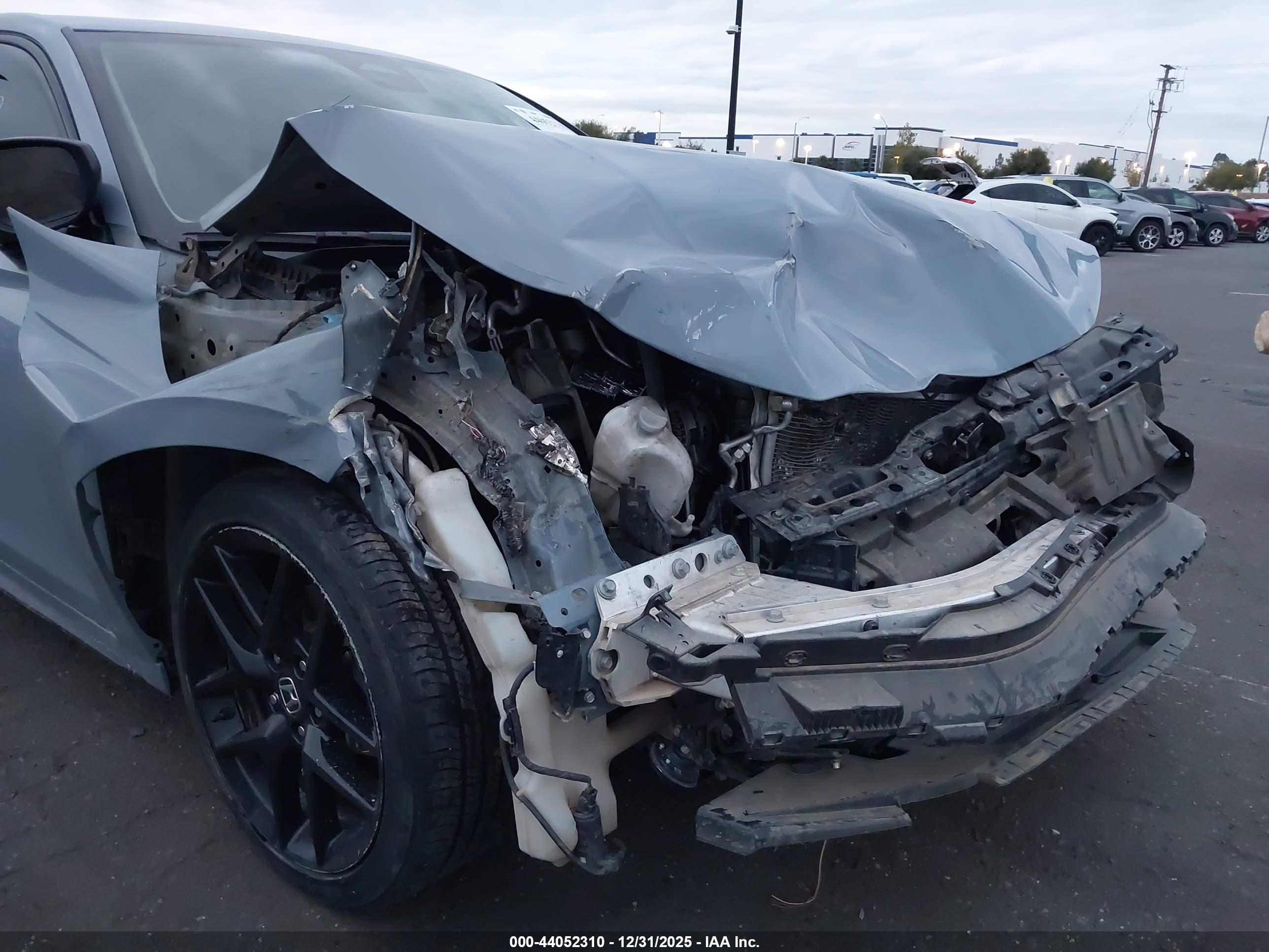 HONDA CIVIC image 6