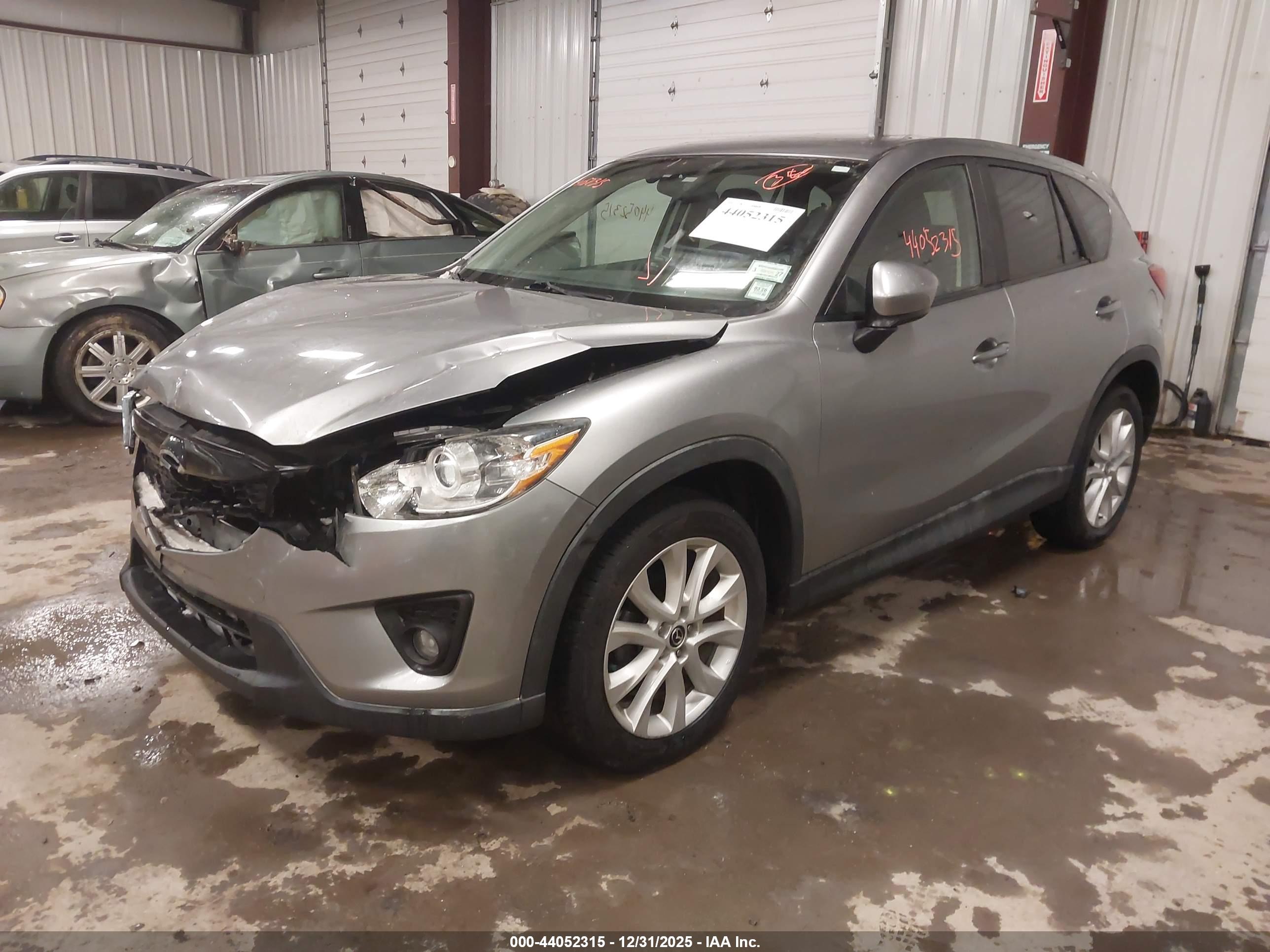 MAZDA CX-5 image 2