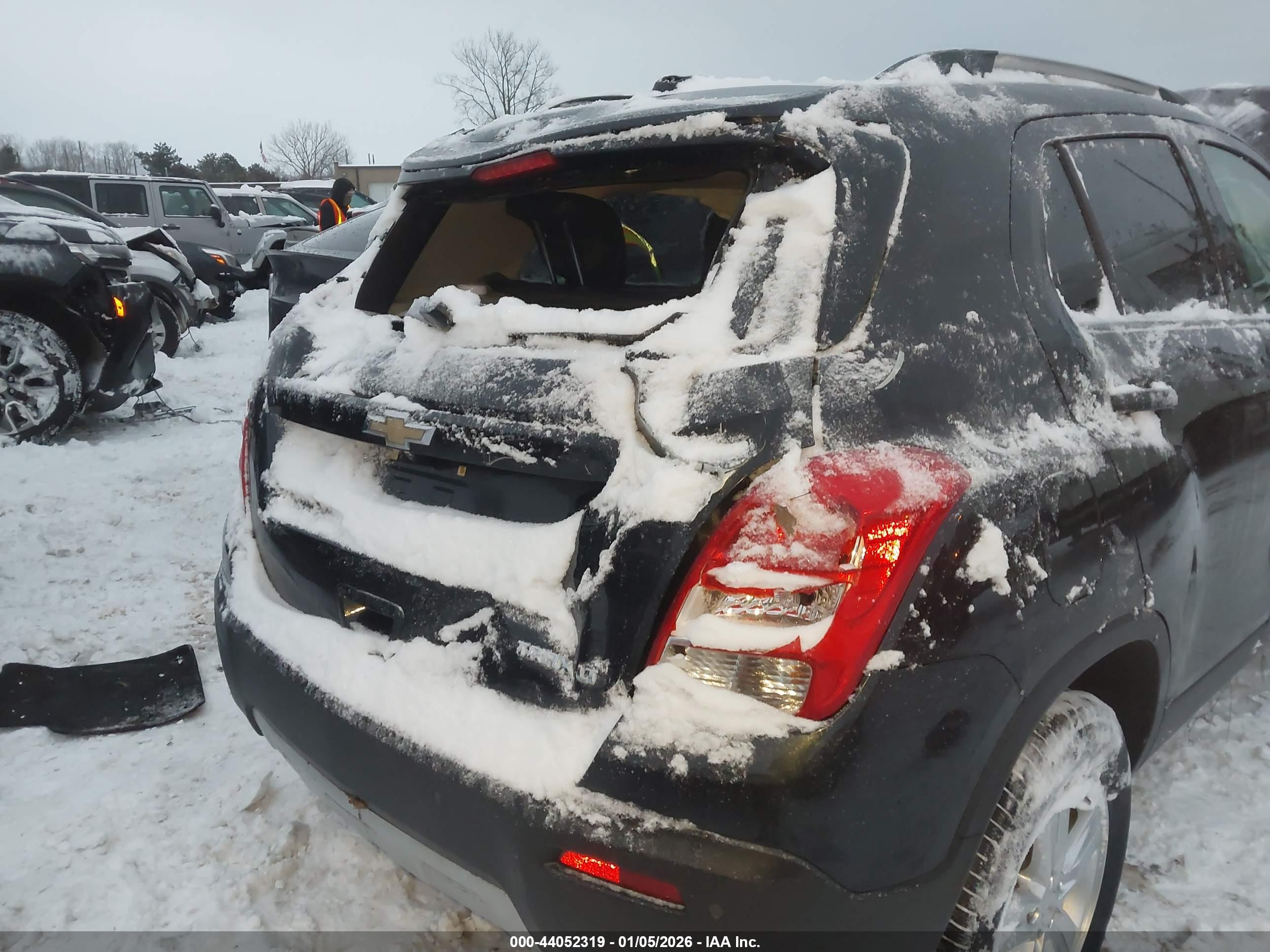 CHEVROLET TRAX image 6