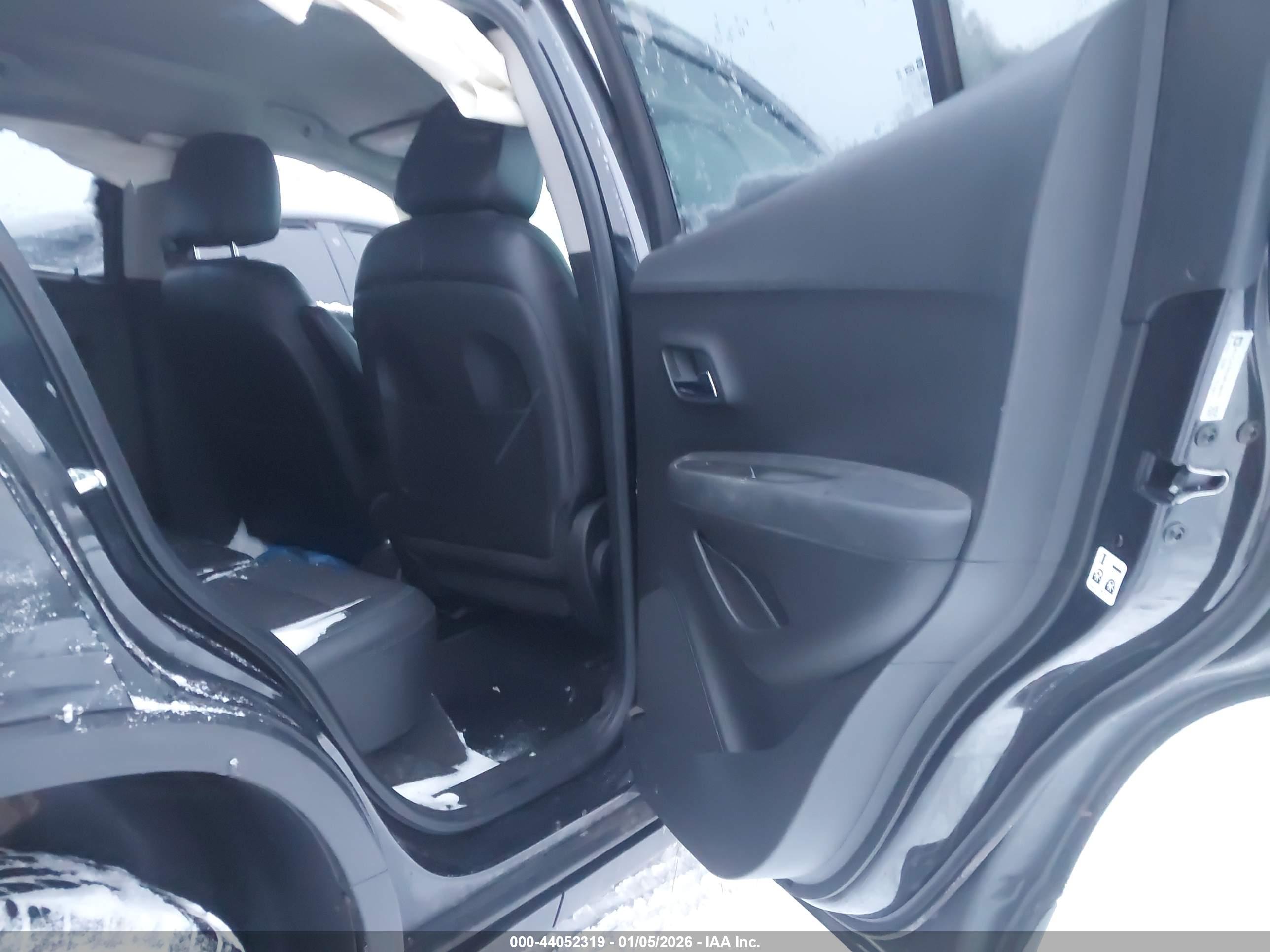 CHEVROLET TRAX image 8