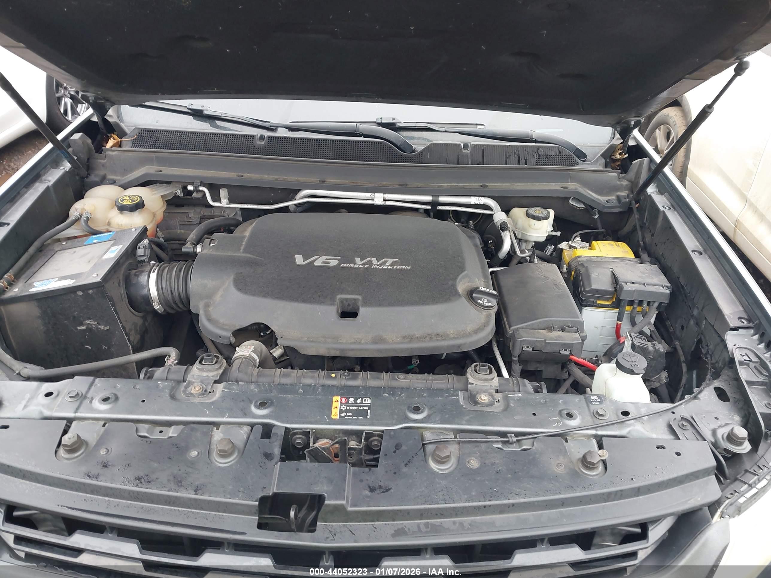CHEVROLET COLORADO image 10