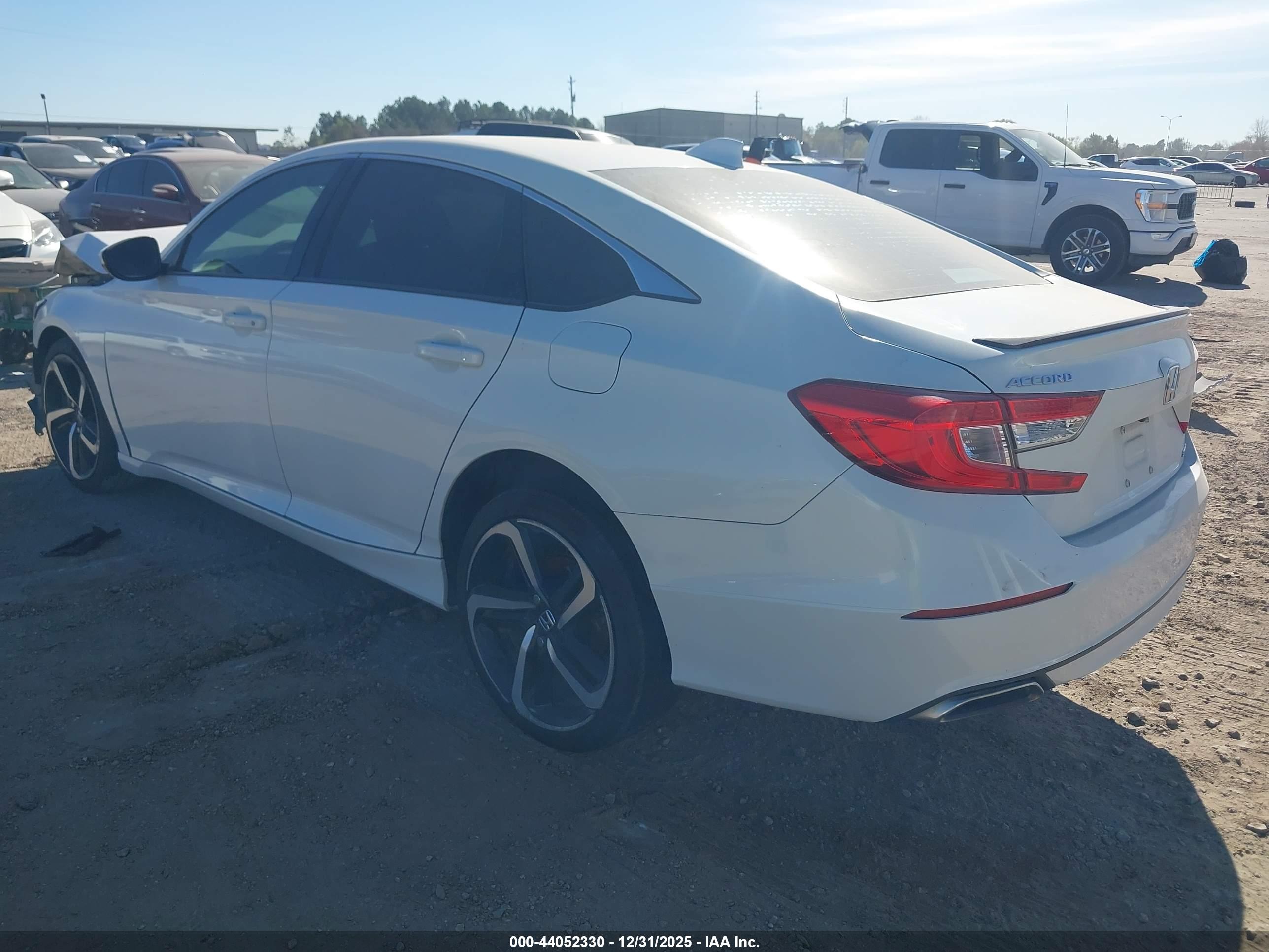 HONDA ACCORD image 3