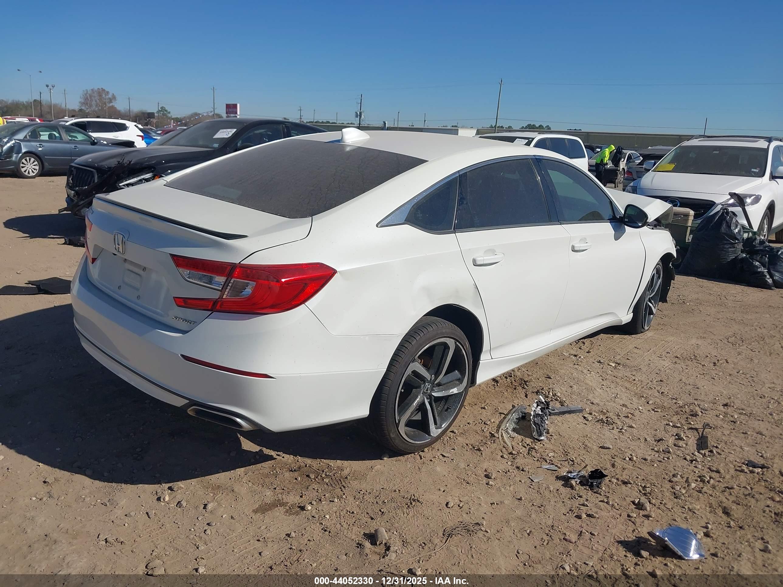 HONDA ACCORD image 4